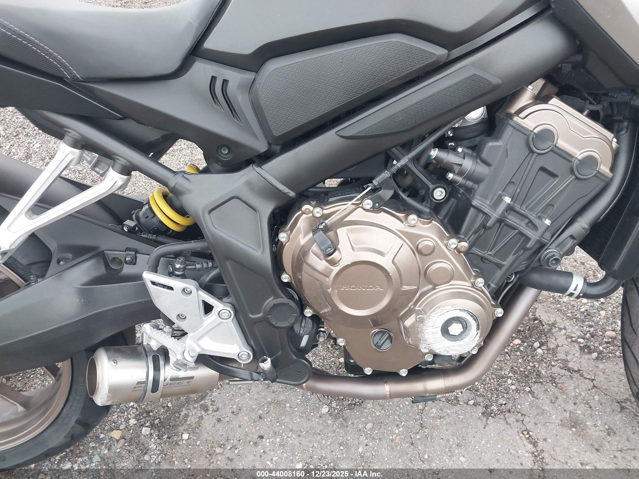 HONDA CB650 image 8