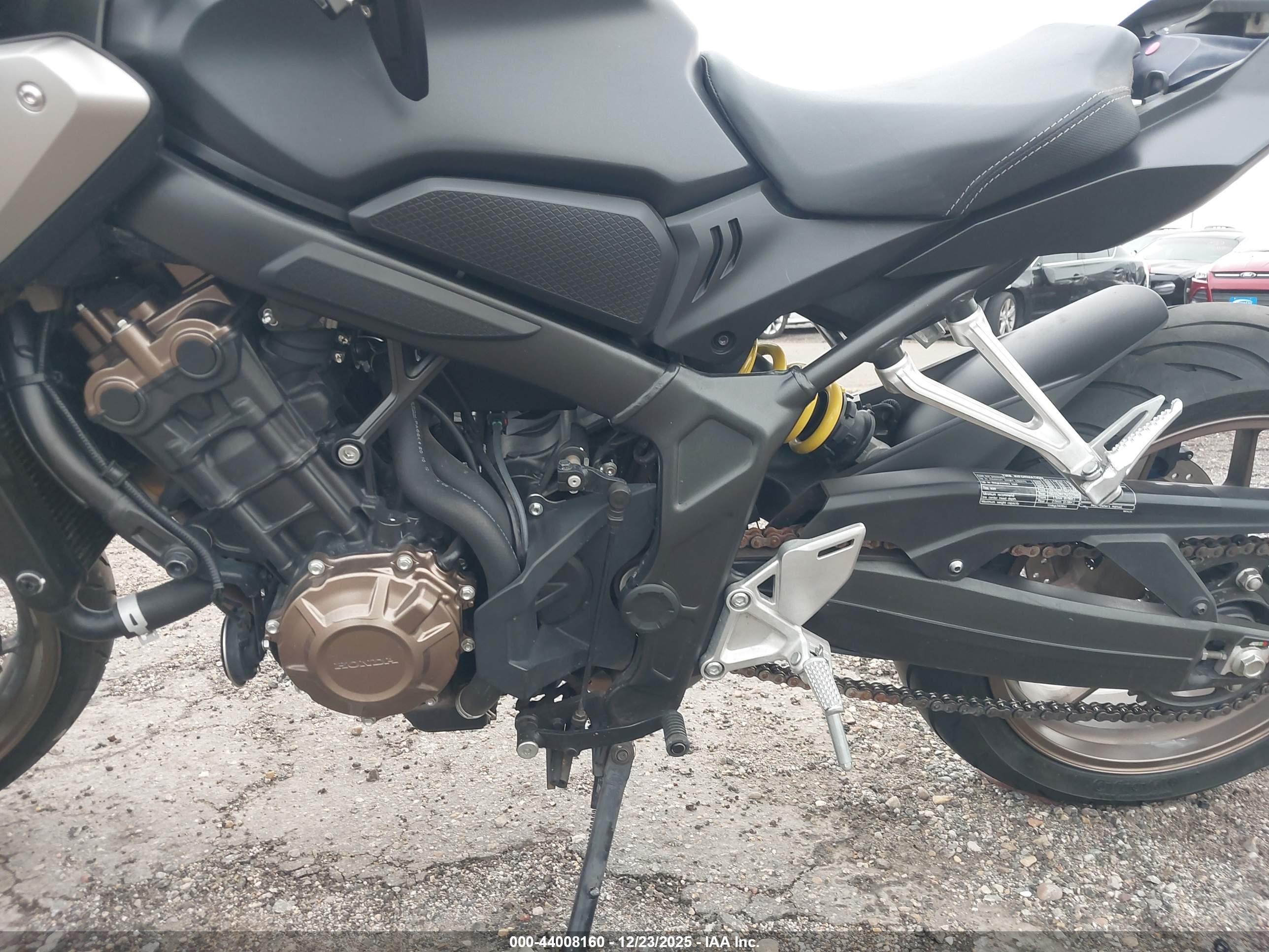 HONDA CB650 image 9