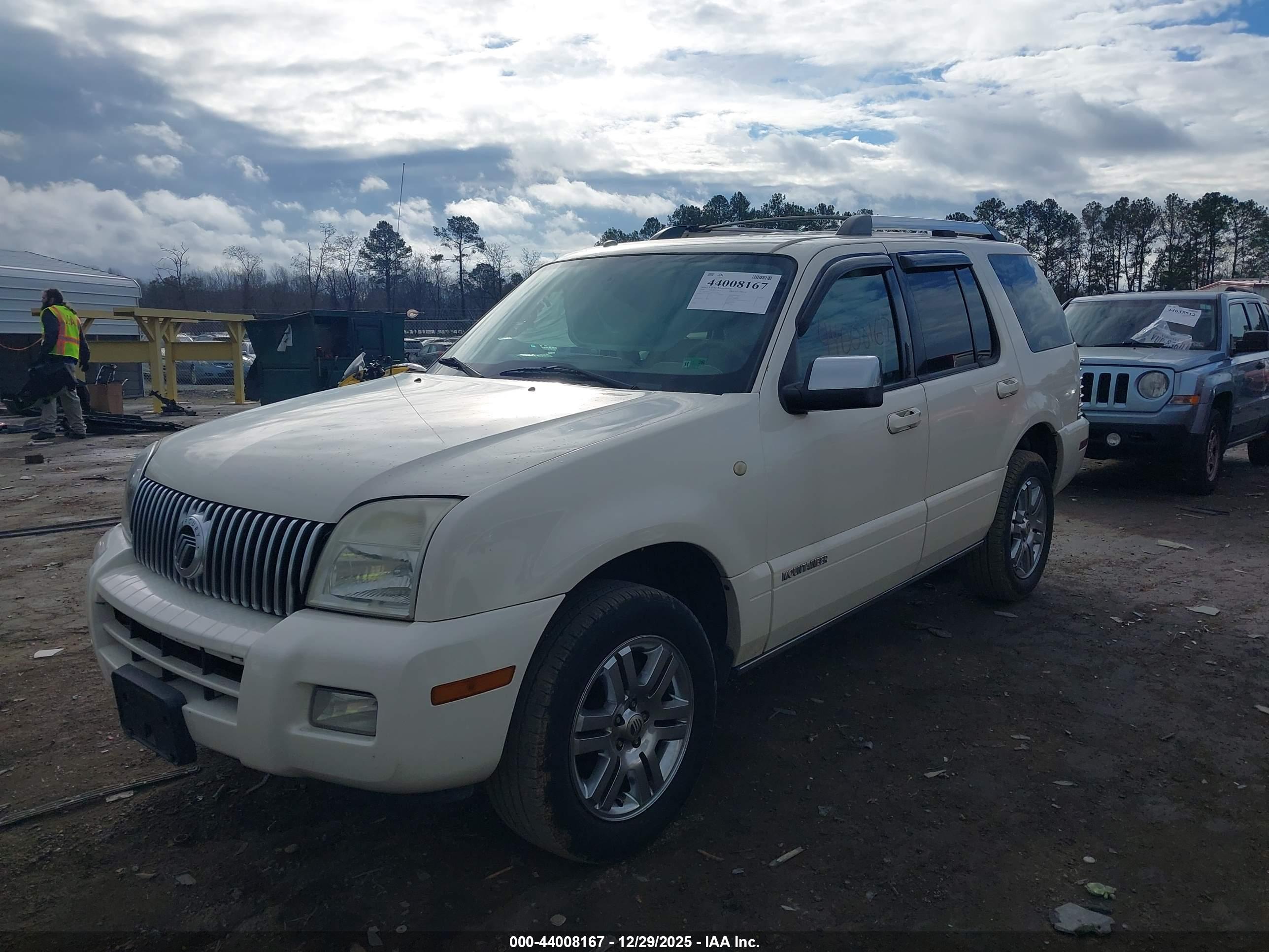 MERCURY MOUNTAINEER image 2