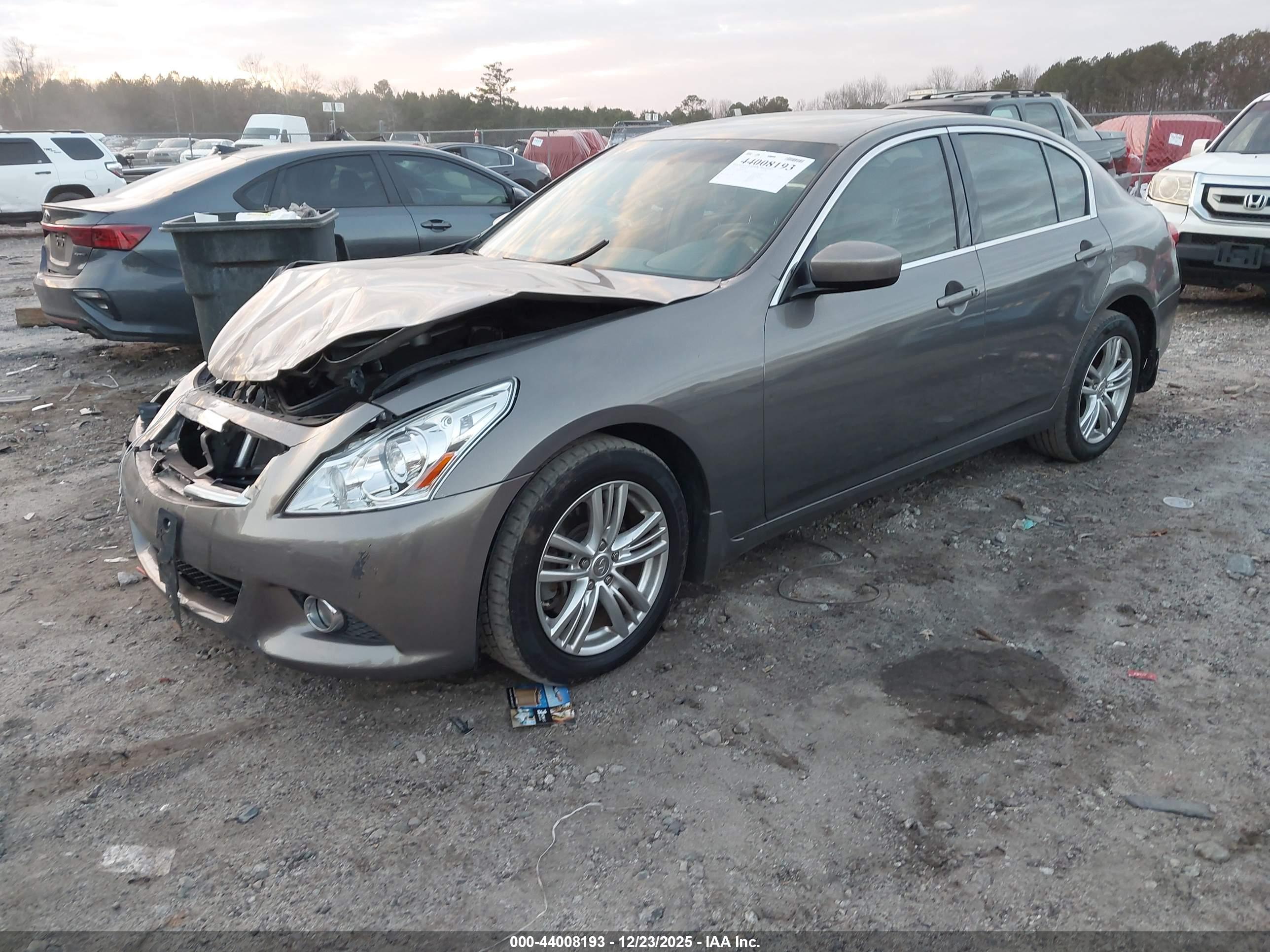 INFINITI G37X image 2