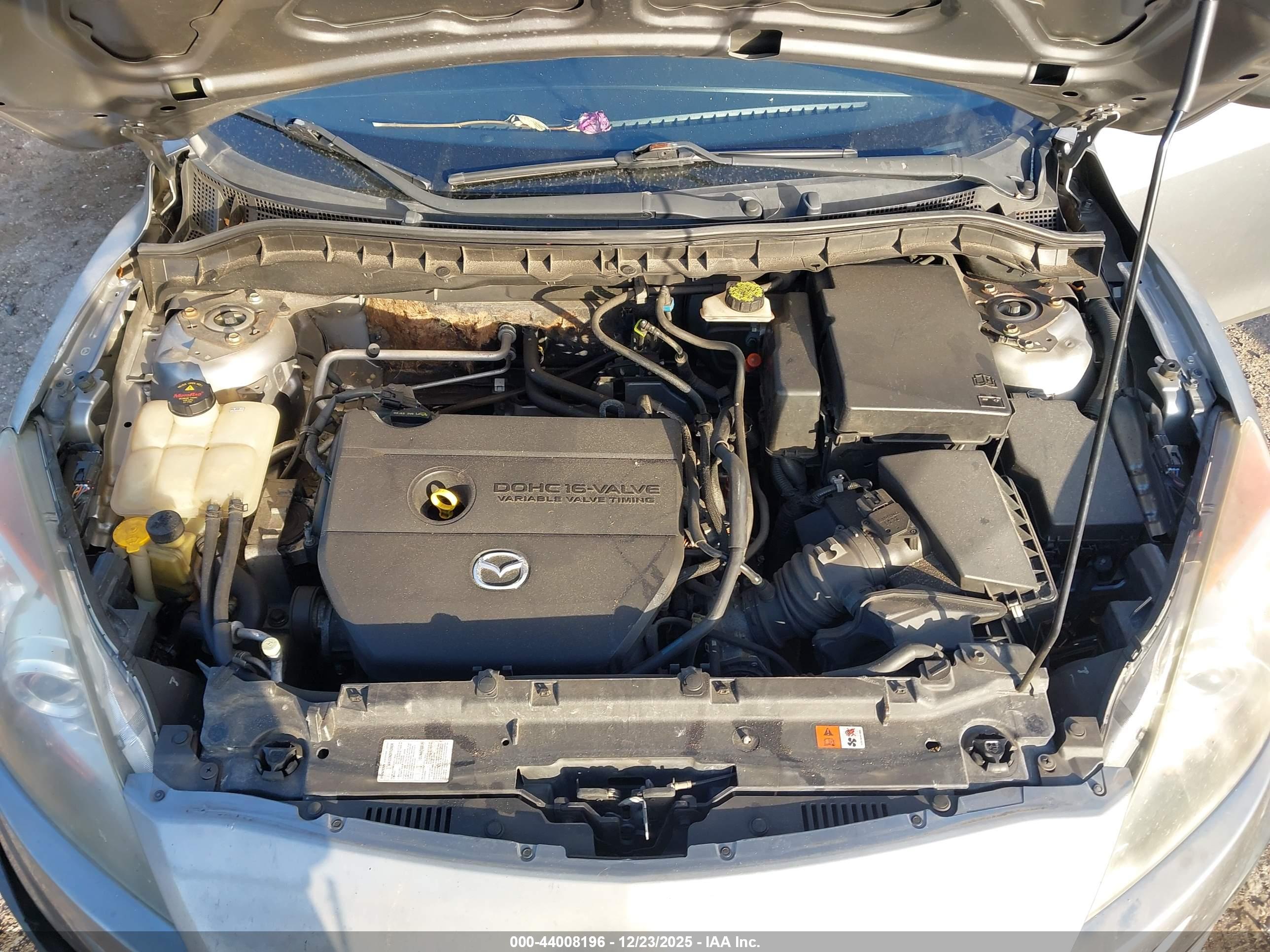 MAZDA MAZDA3 image 10