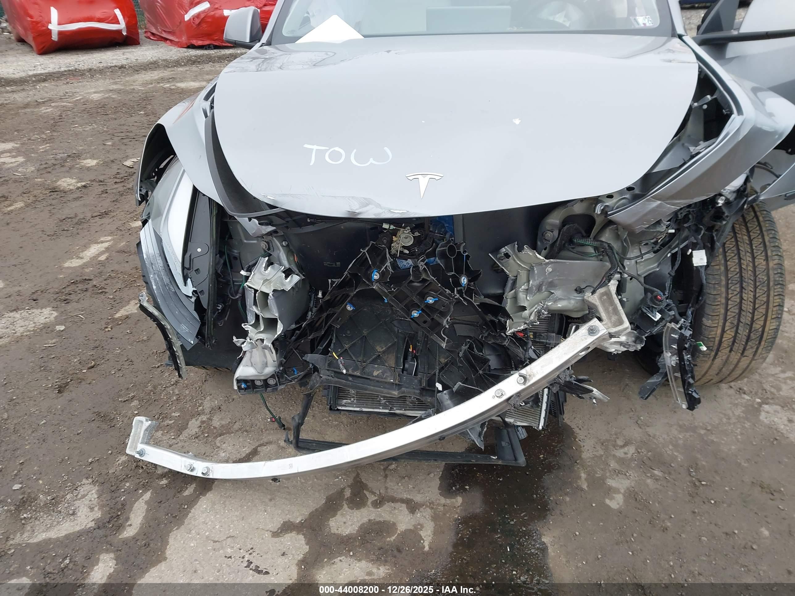 TESLA MODEL image 6