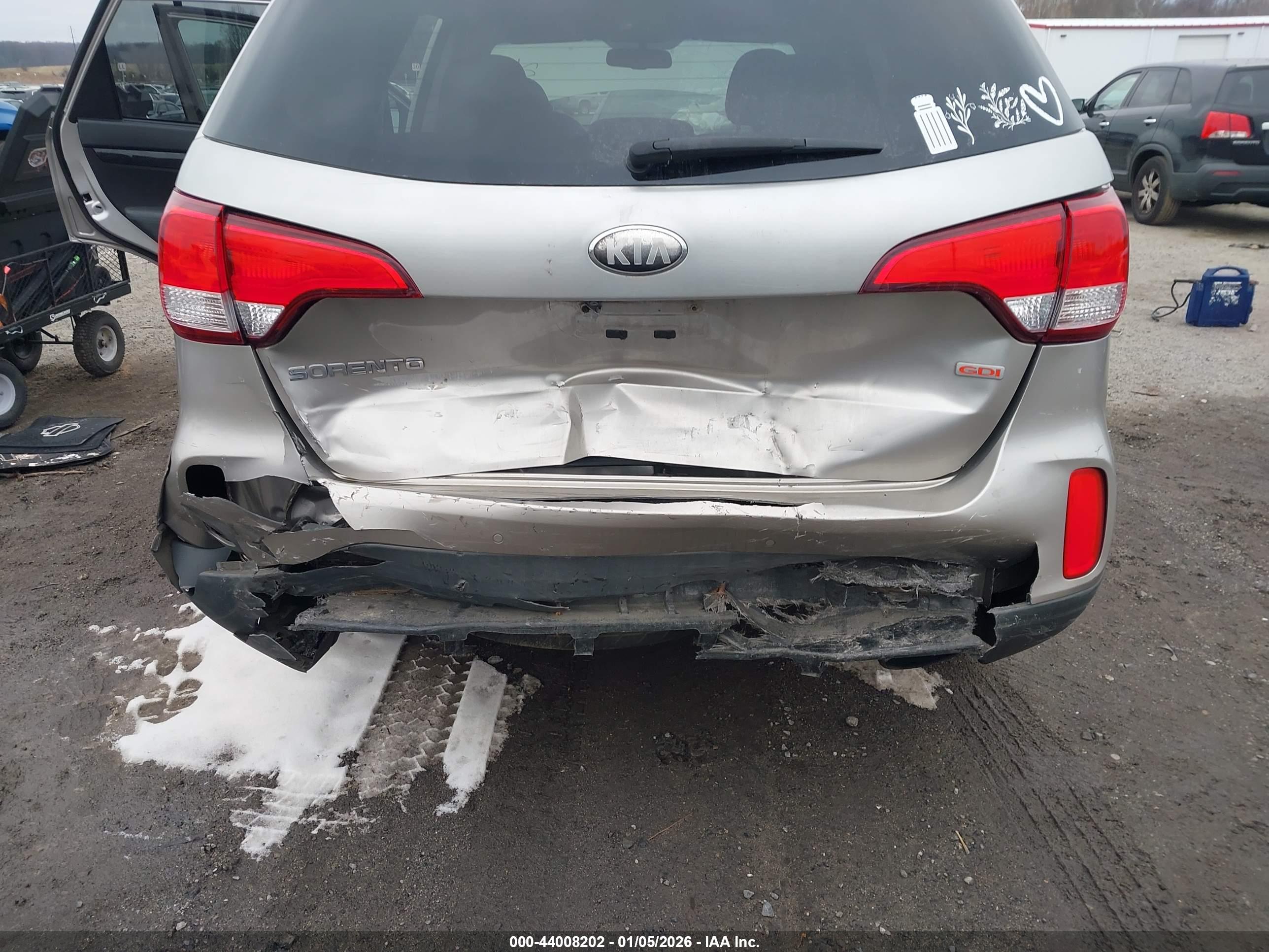 KIA SORENTO image 6