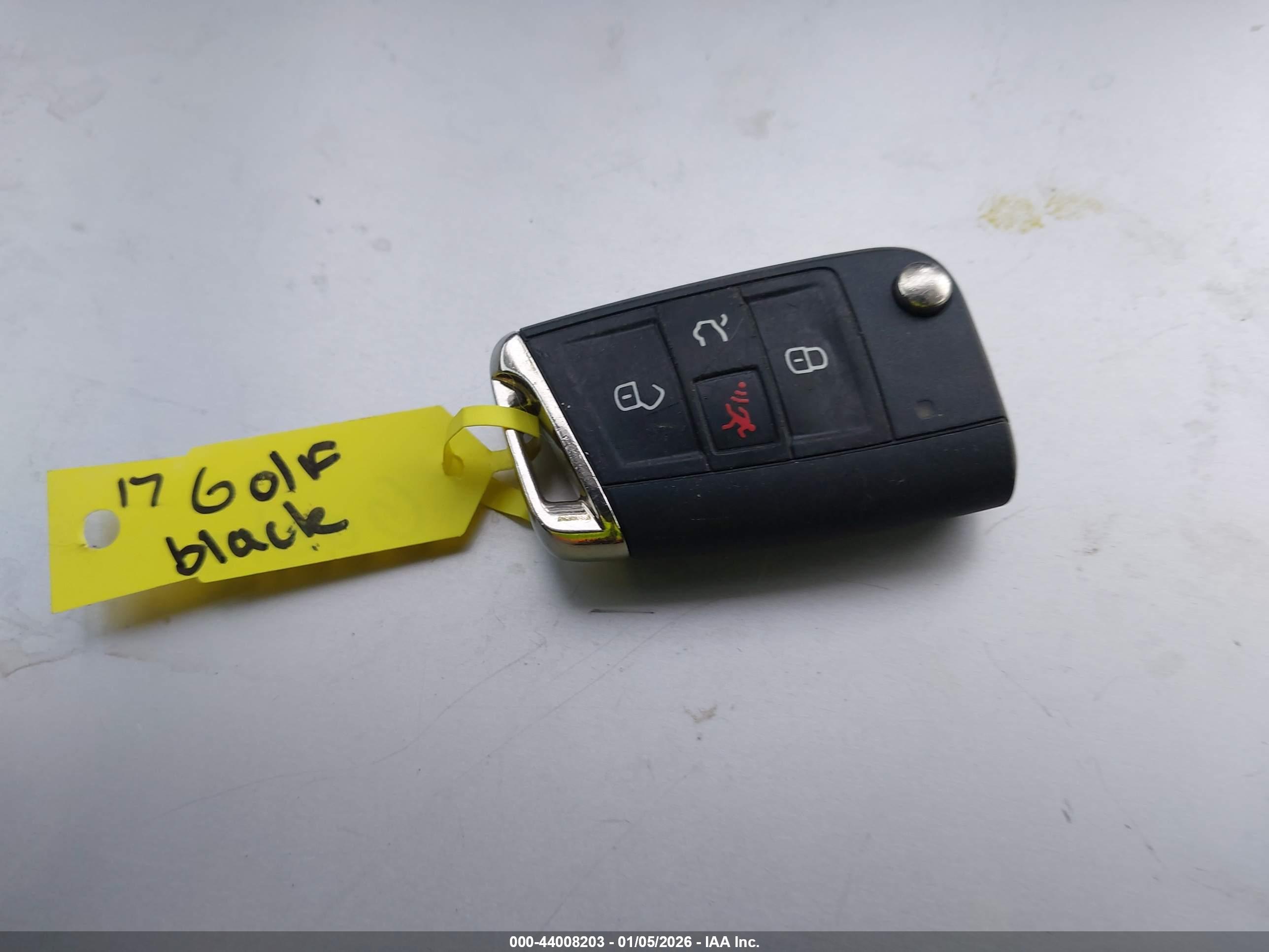 VOLKSWAGEN GOLF image 11