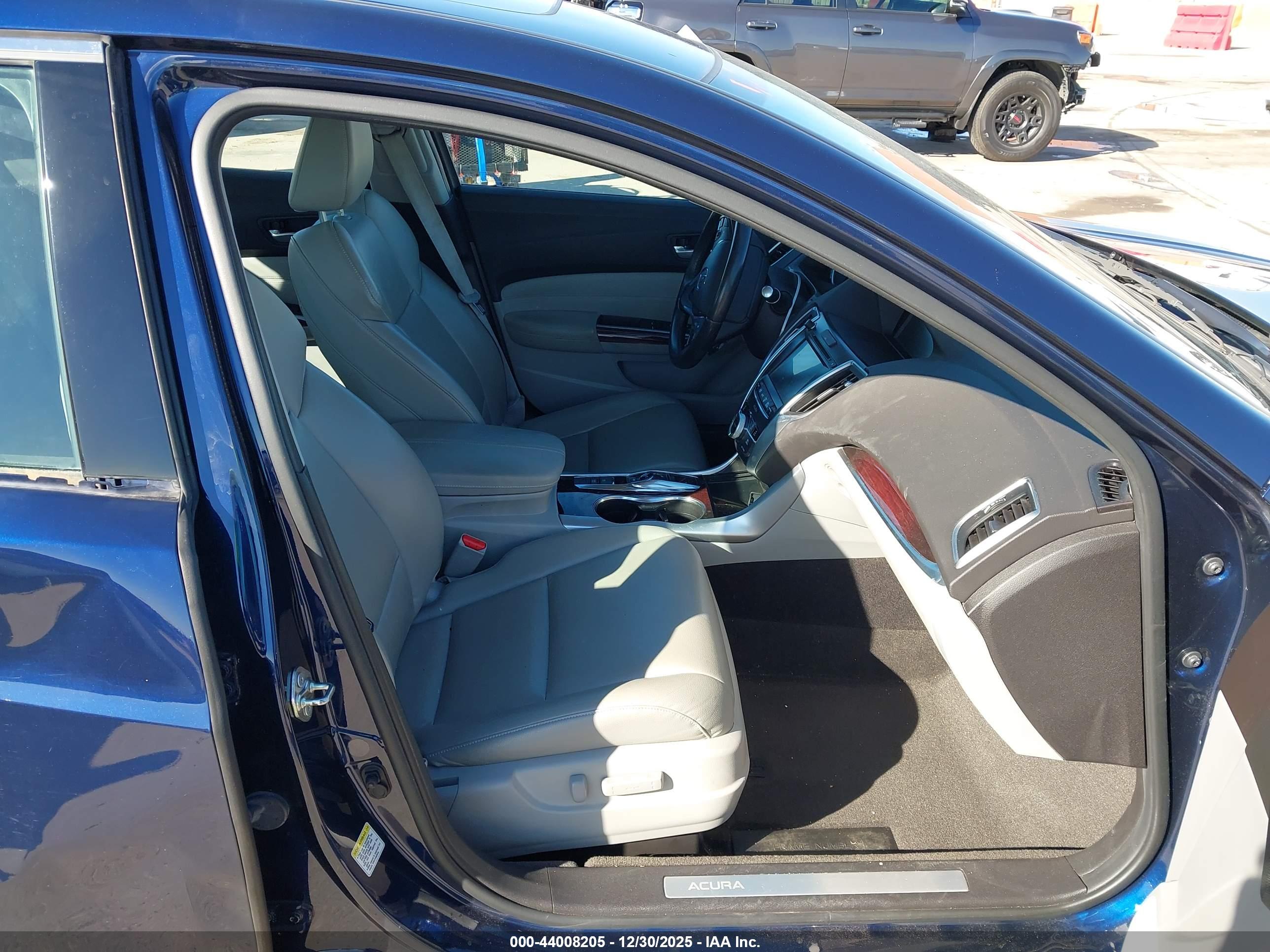 ACURA TLX image 5
