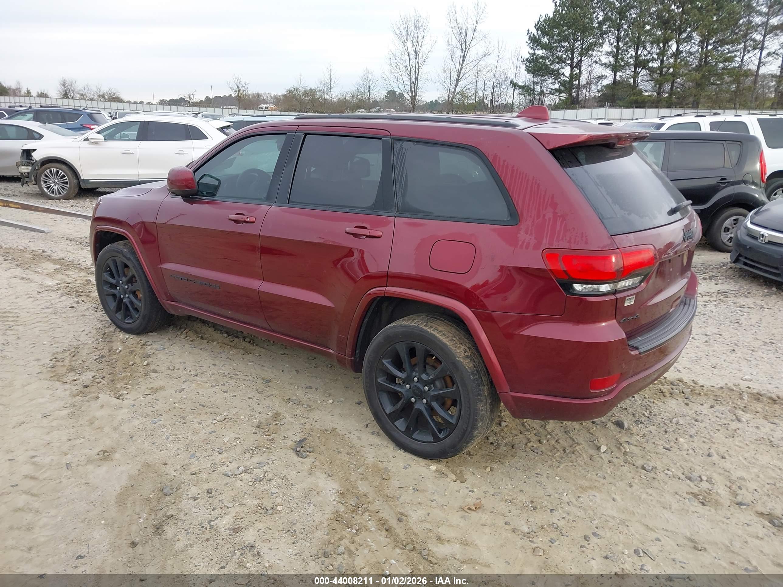 JEEP GRAND image 3