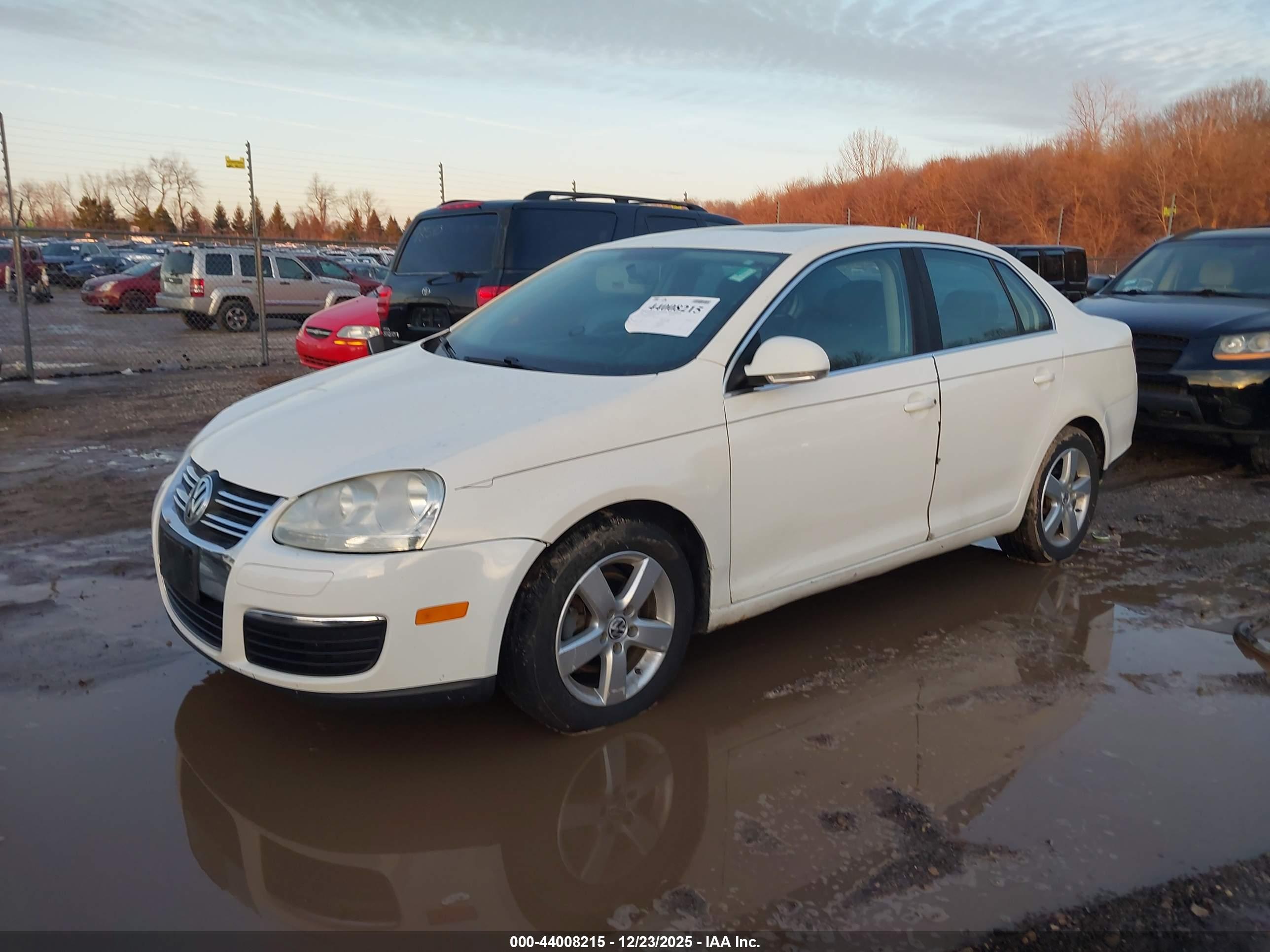 VOLKSWAGEN JETTA image 2