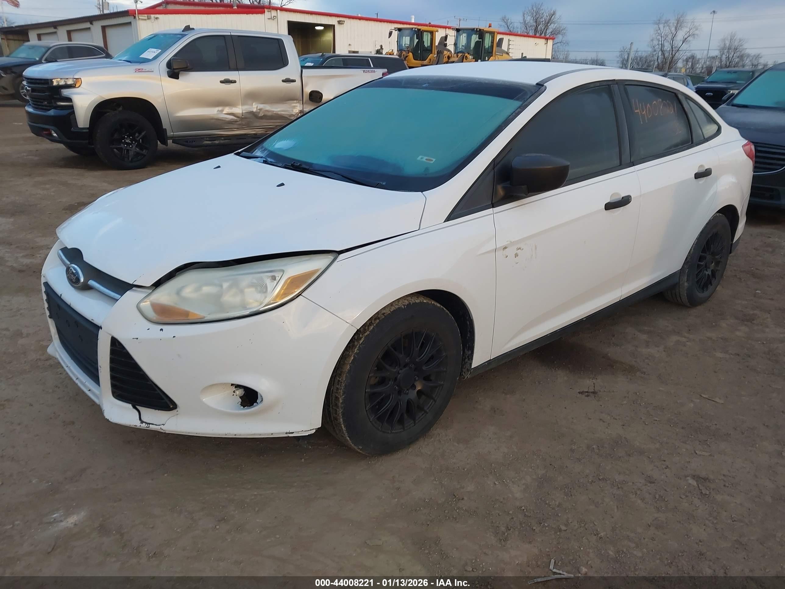 FORD FOCUS image 2