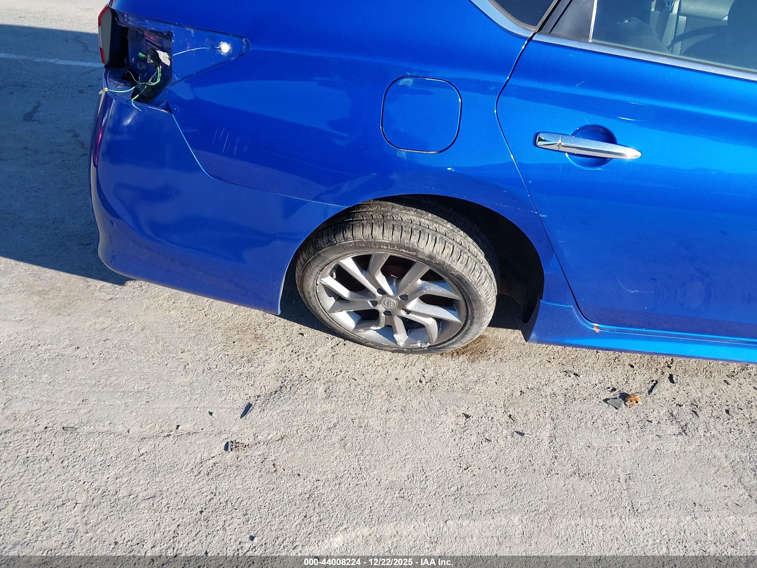 NISSAN SENTRA image 6