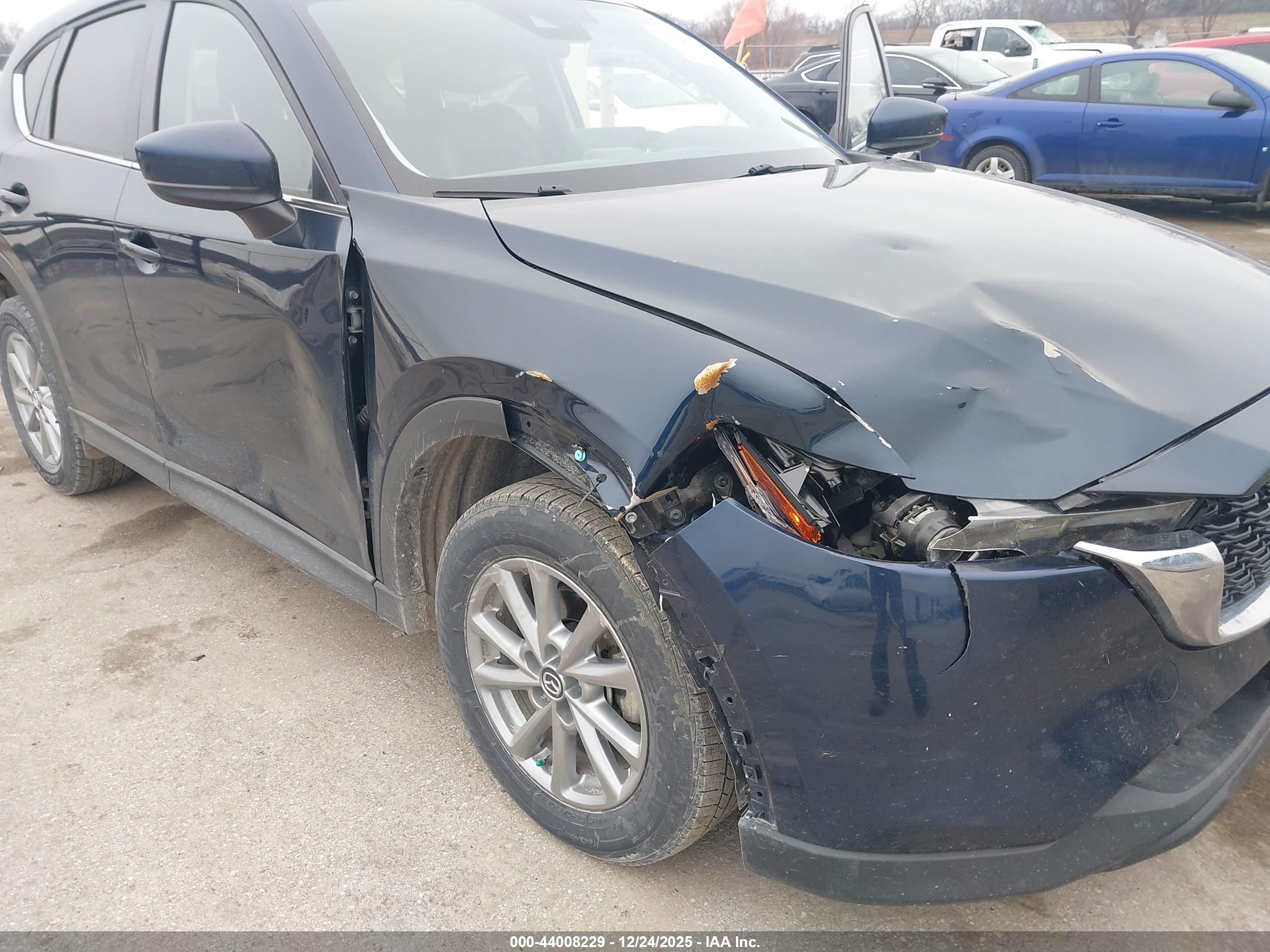 MAZDA CX-5 image 6