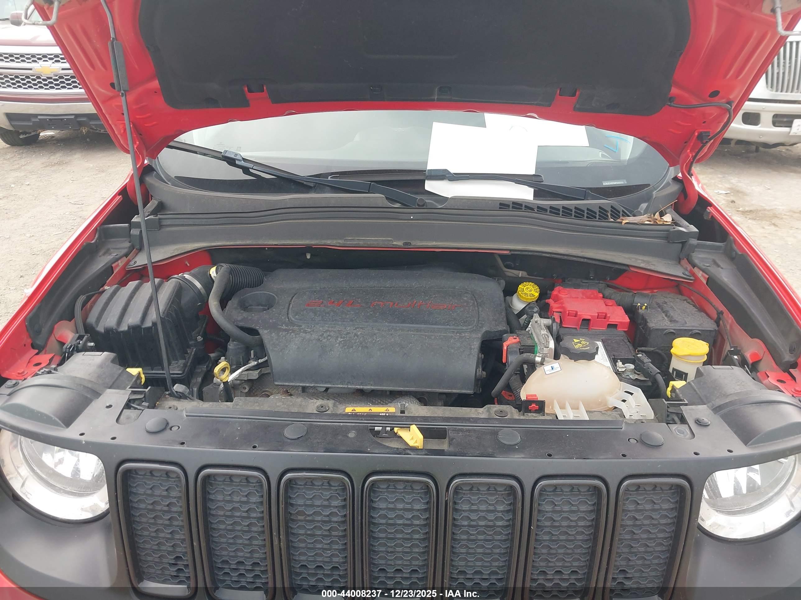 JEEP RENEGADE image 10