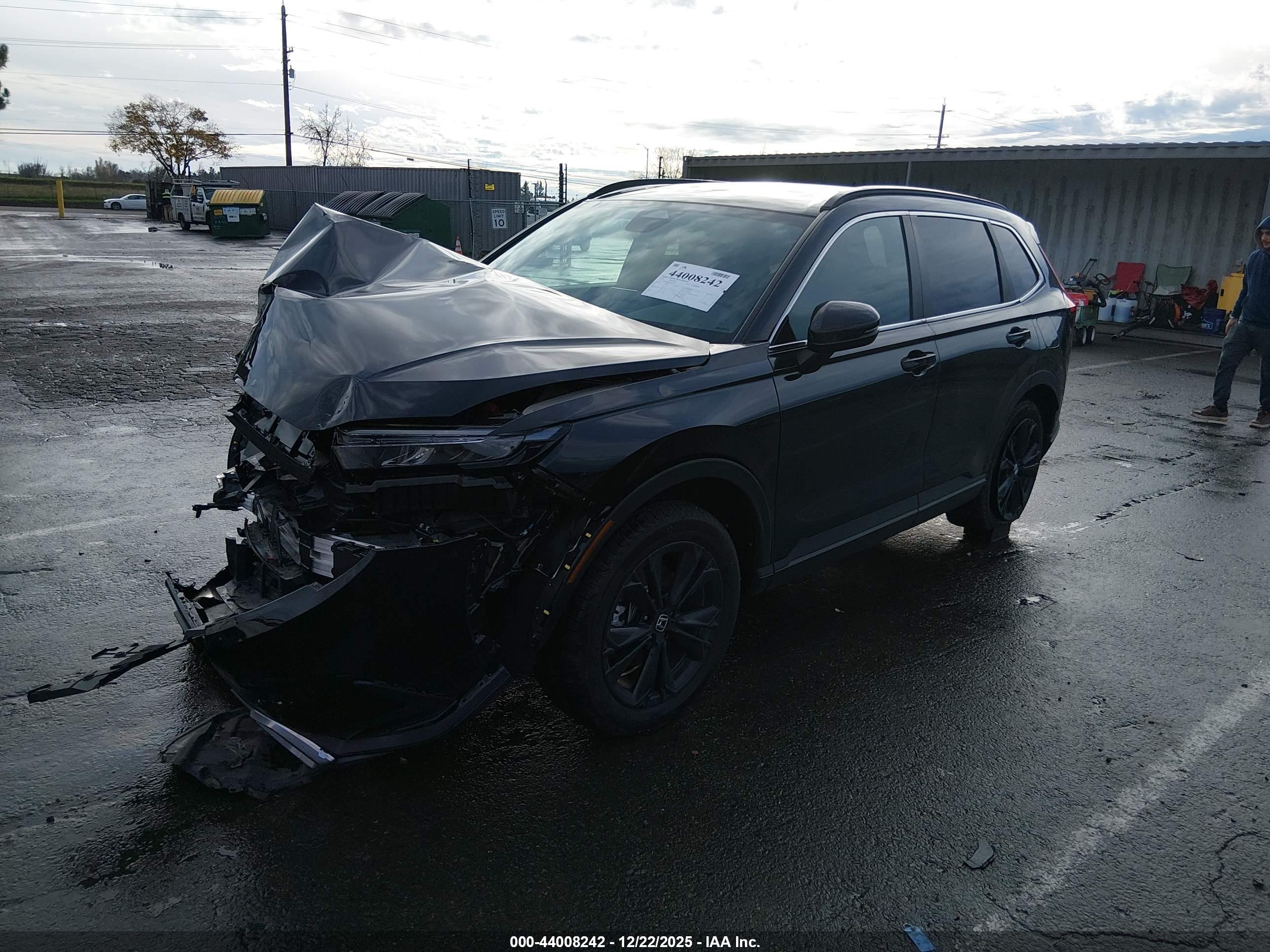 HONDA CR-V image 2