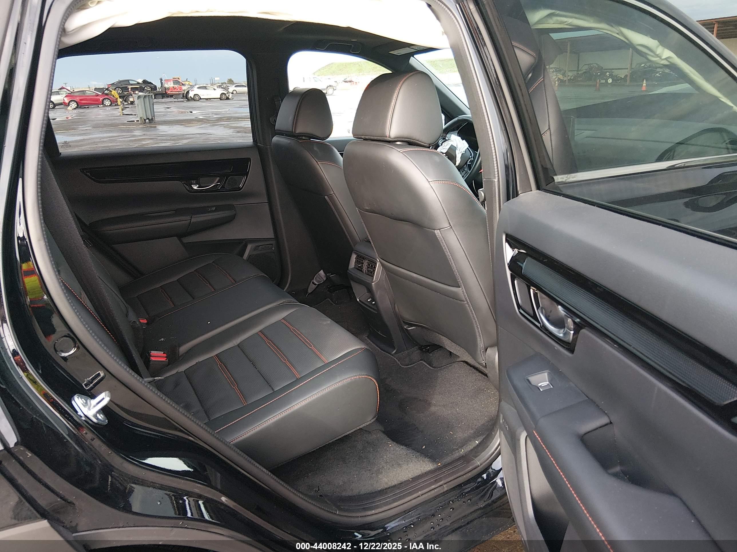 HONDA CR-V image 8