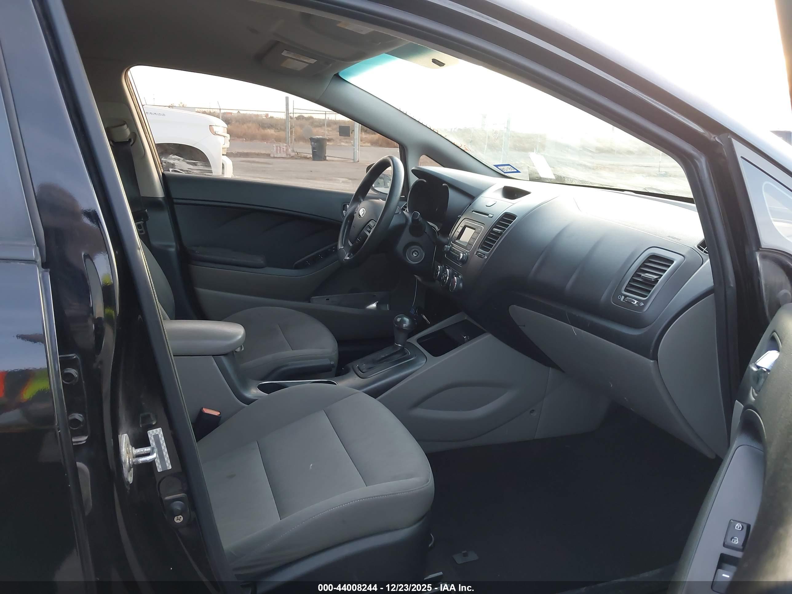 KIA FORTE image 5