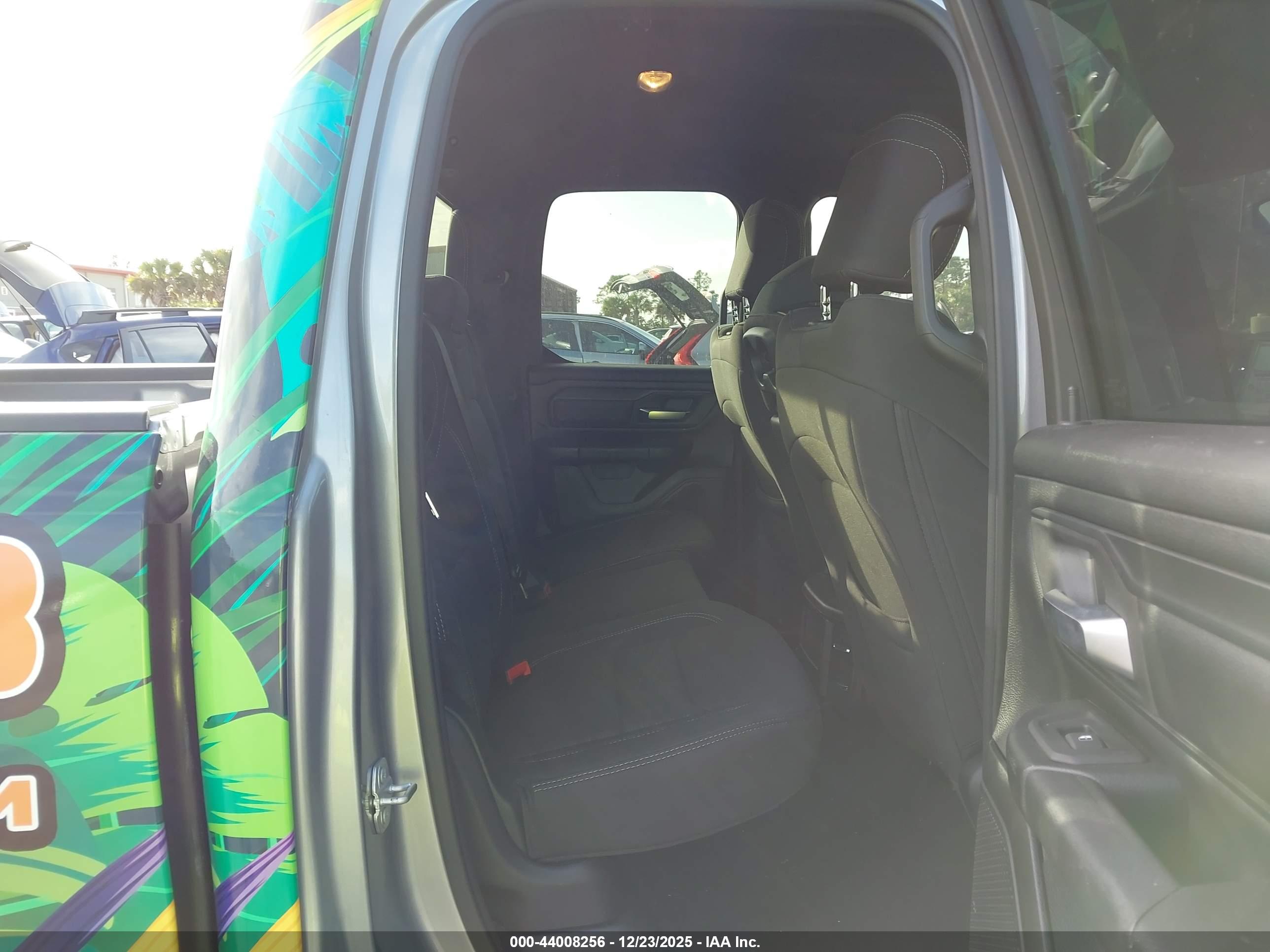 RAM 1500 image 8