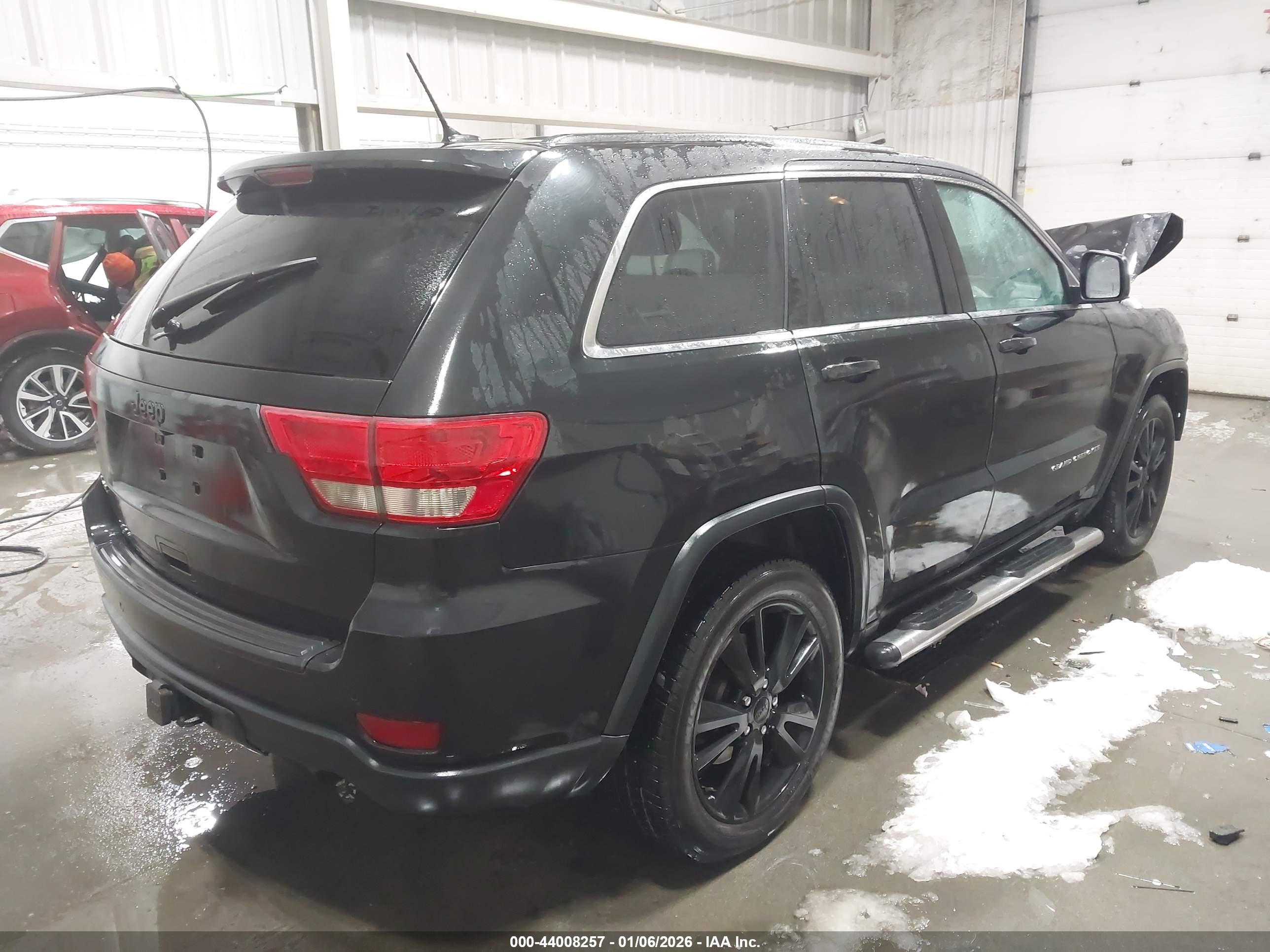 JEEP GRAND image 4