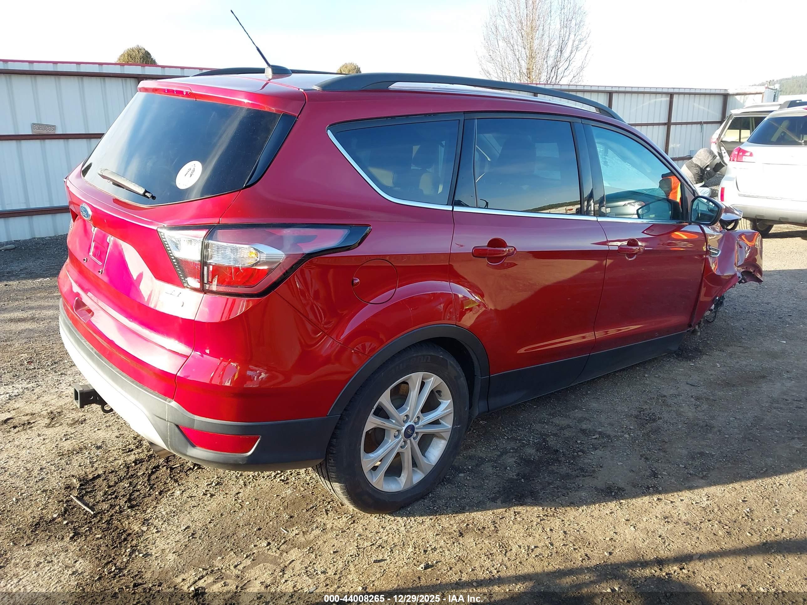FORD ESCAPE image 4