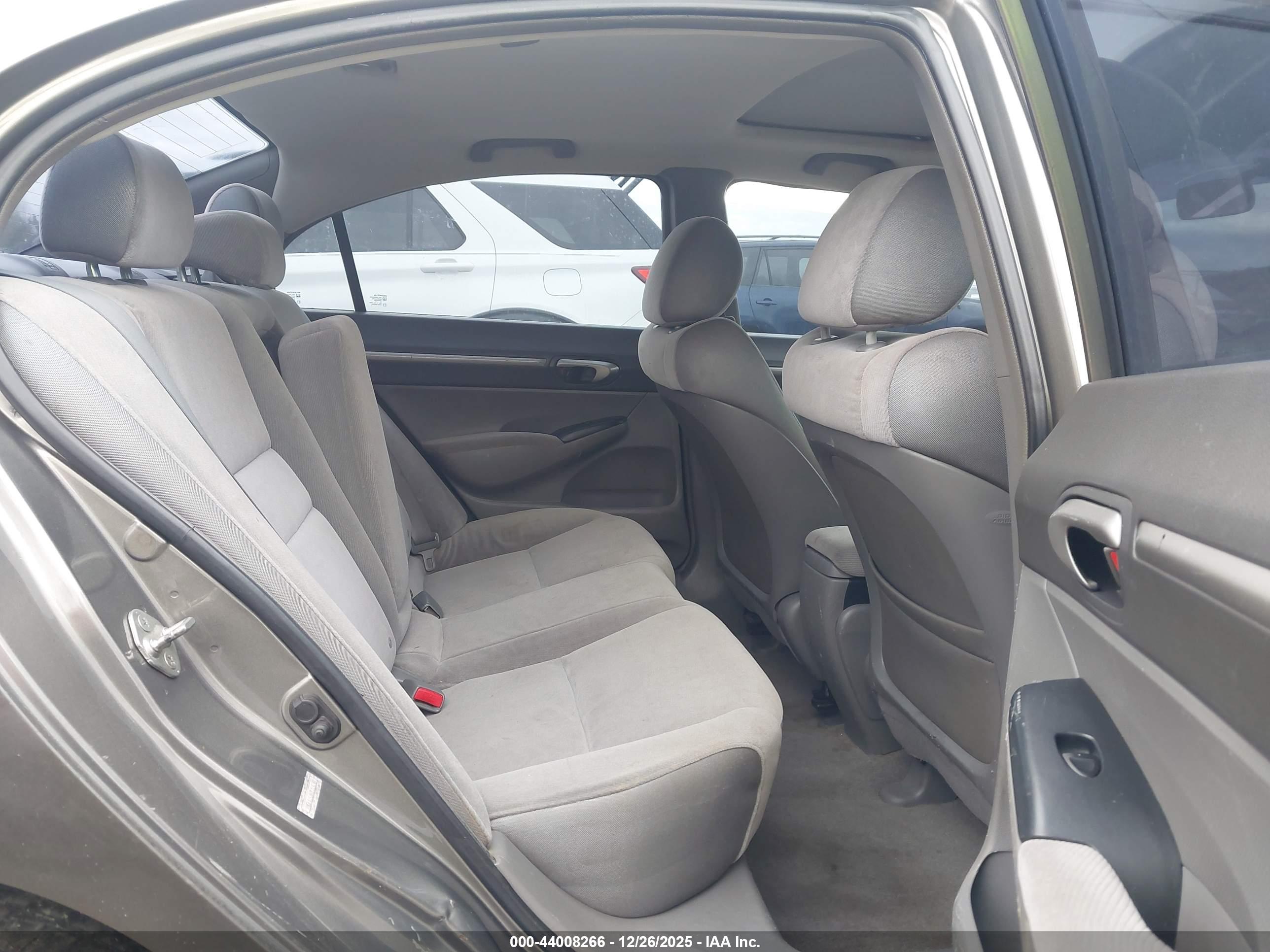 HONDA CIVIC image 8