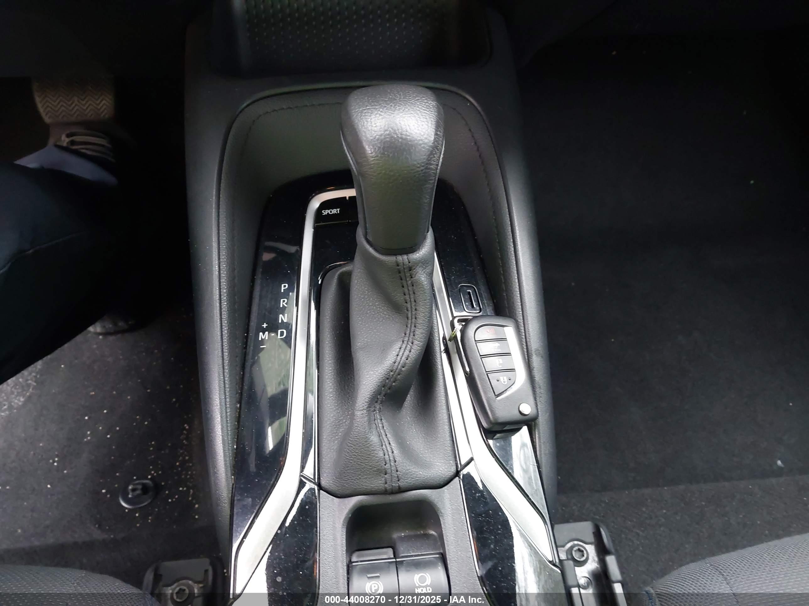 TOYOTA COROLLA image 11