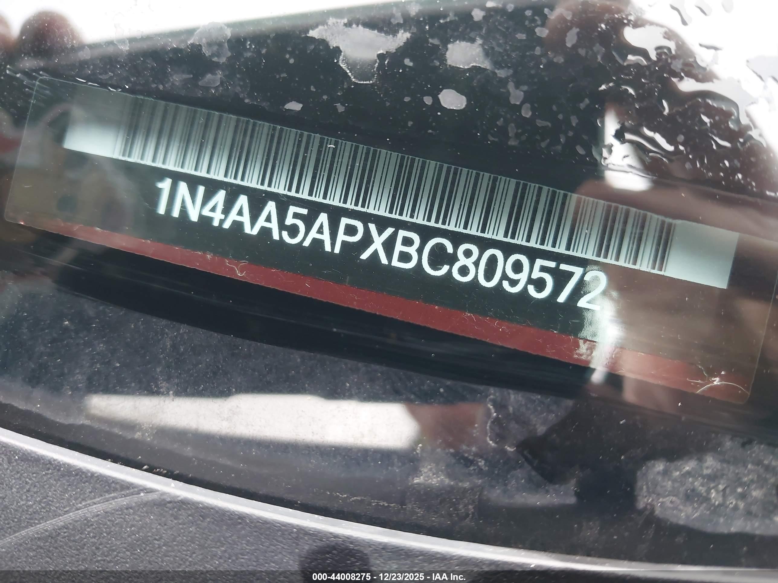 NISSAN MAXIMA image 9