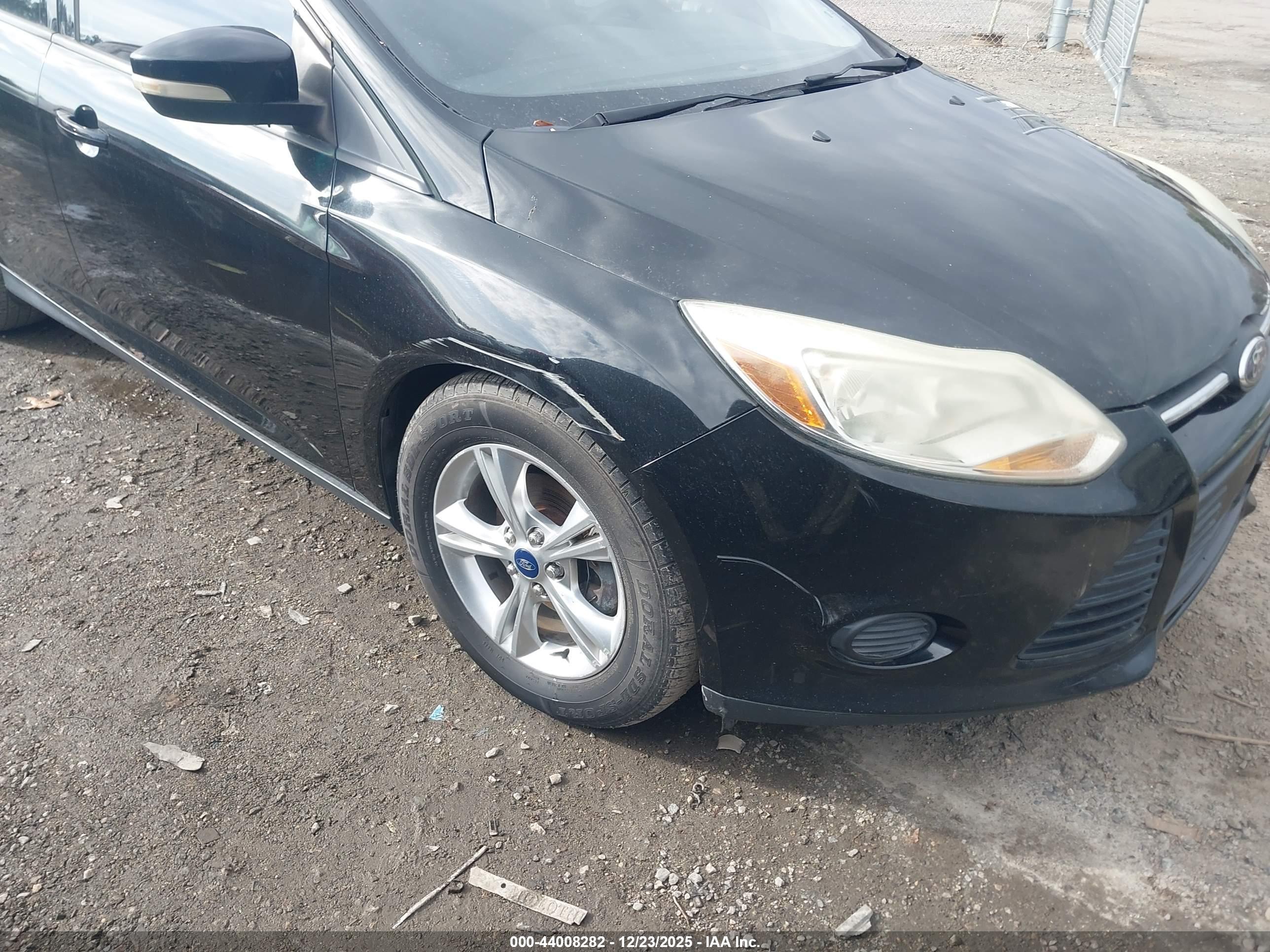 FORD FOCUS image 6