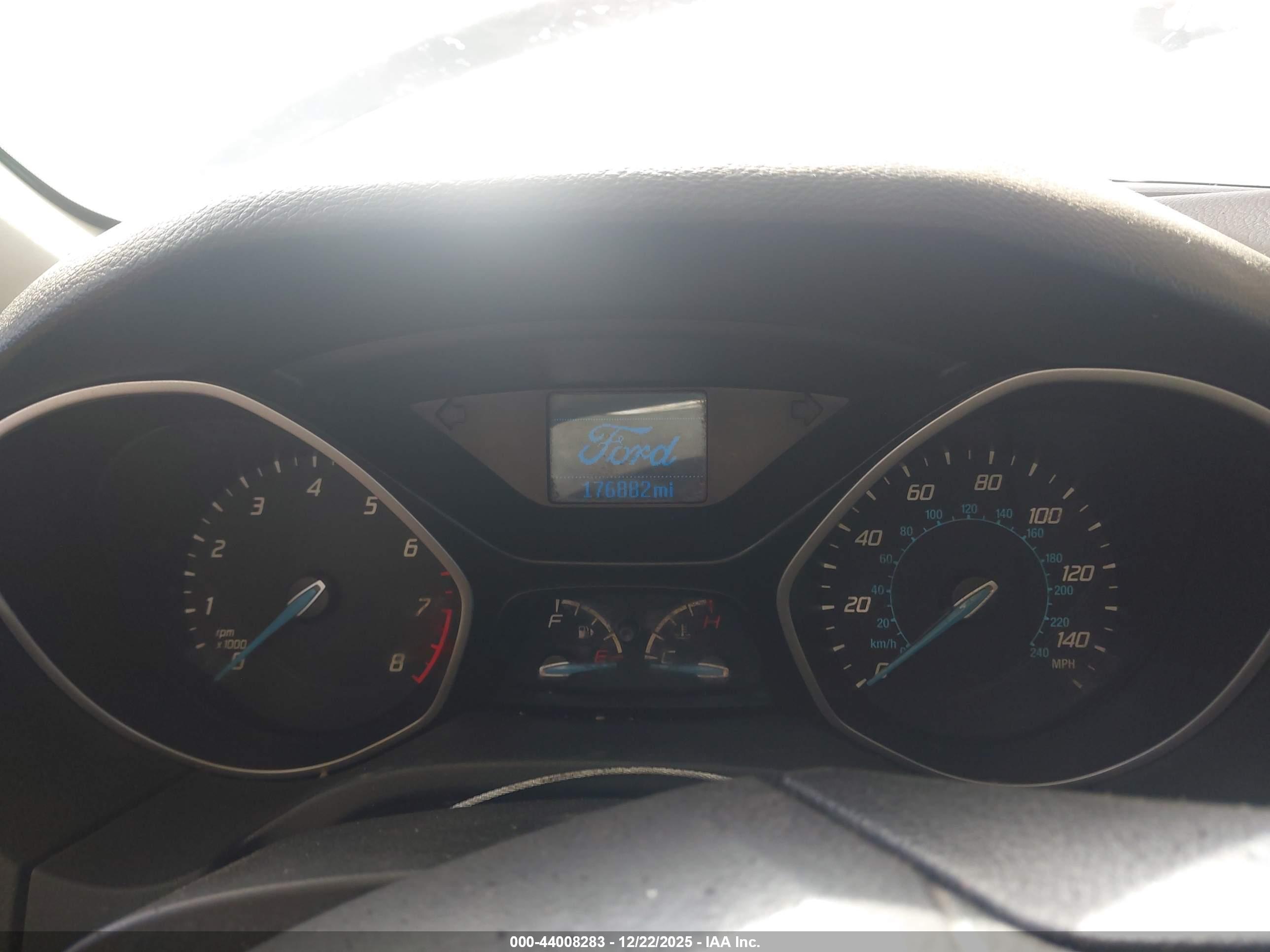 FORD FOCUS image 7