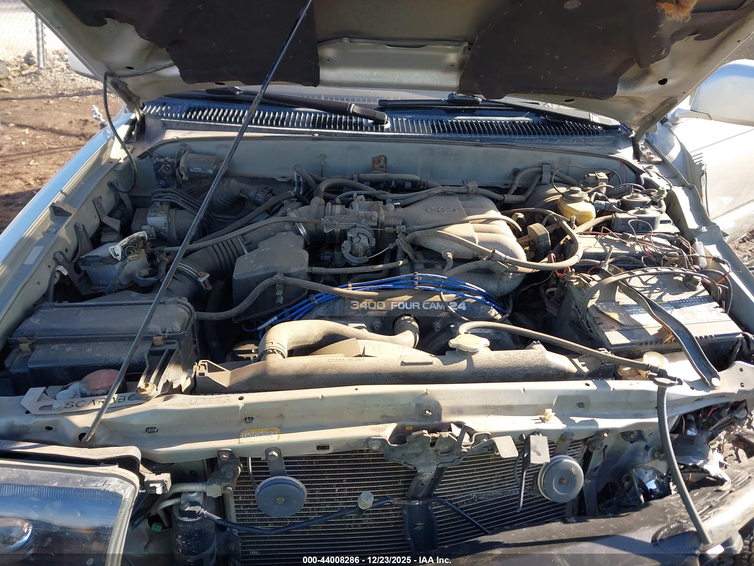 TOYOTA 4RUNNER image 10