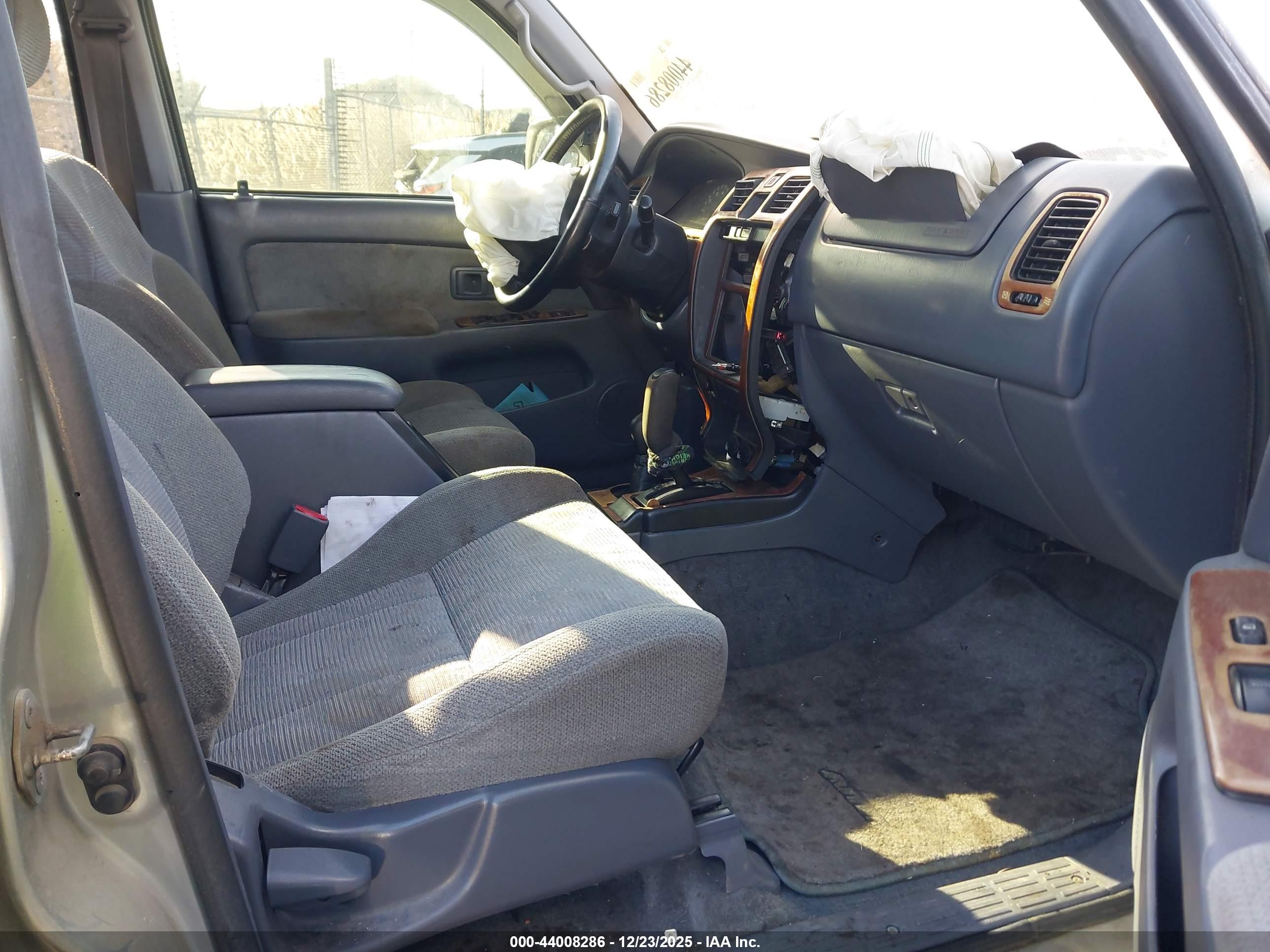TOYOTA 4RUNNER image 5
