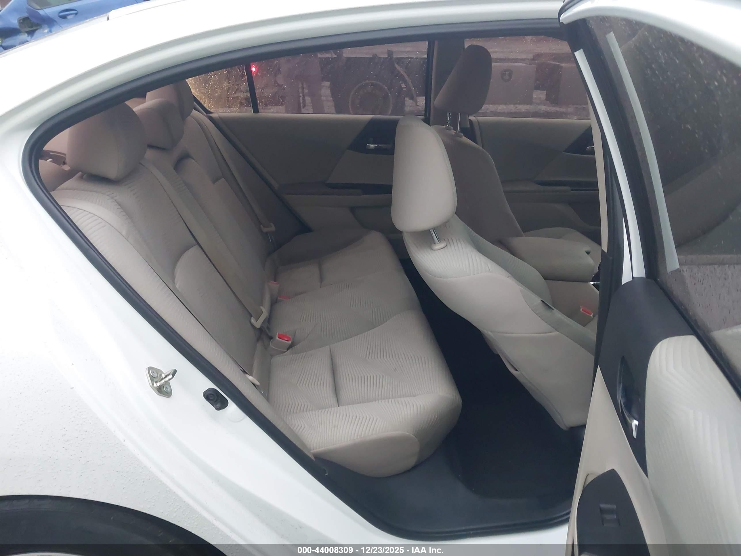 HONDA ACCORD image 8