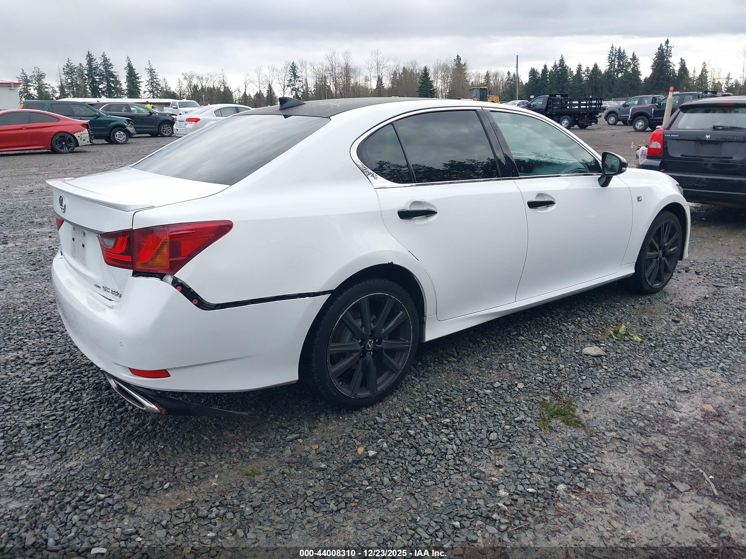 LEXUS GS image 4