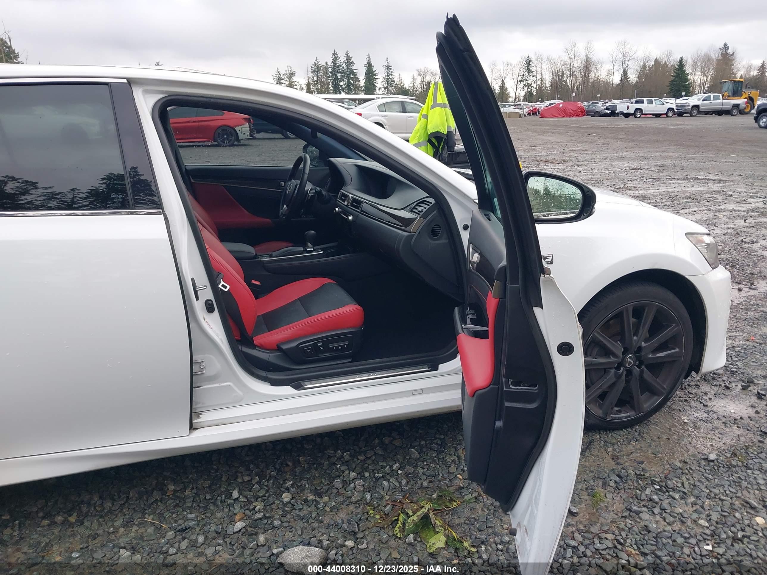 LEXUS GS image 5