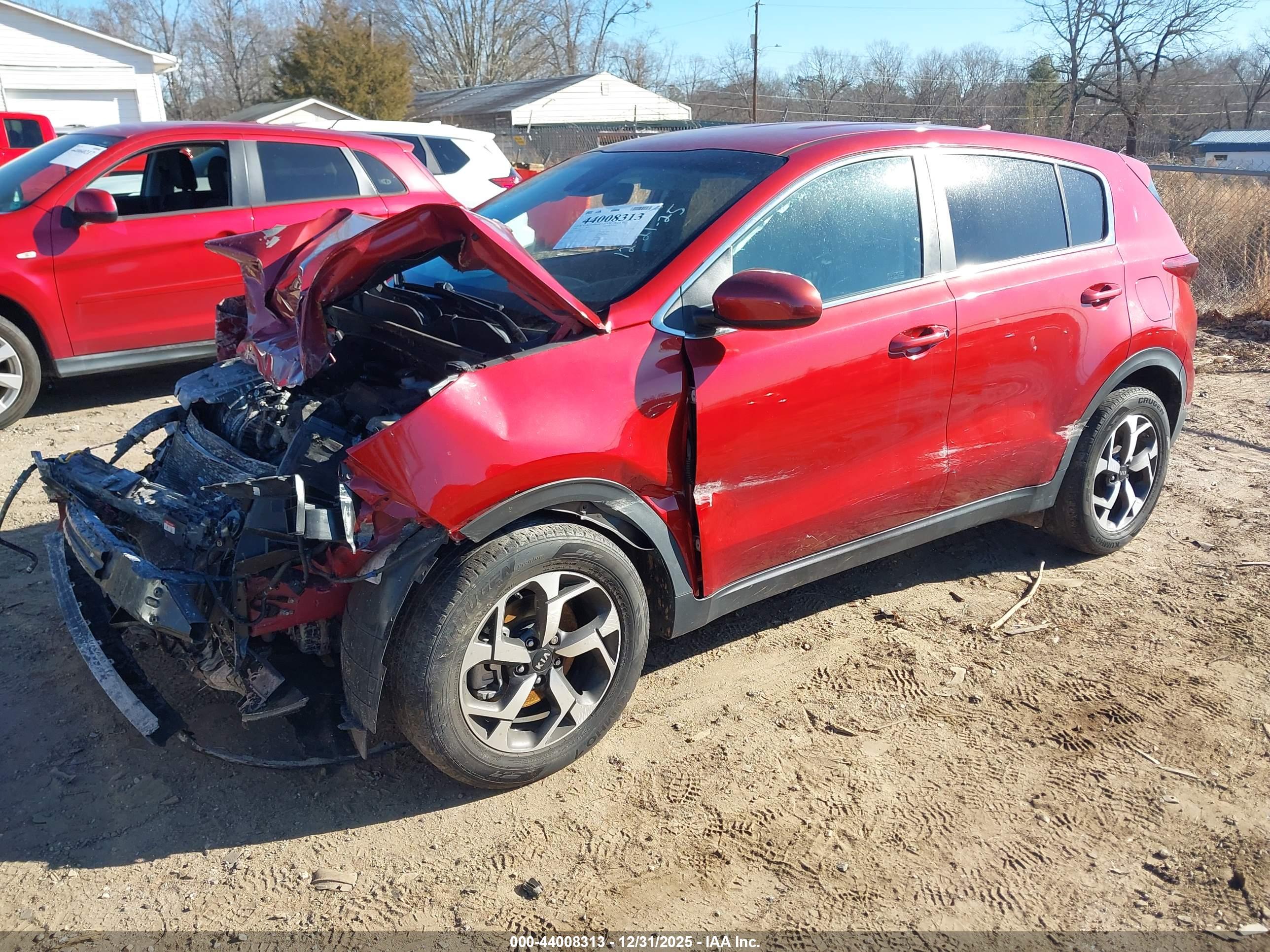 KIA SPORTAGE image 2