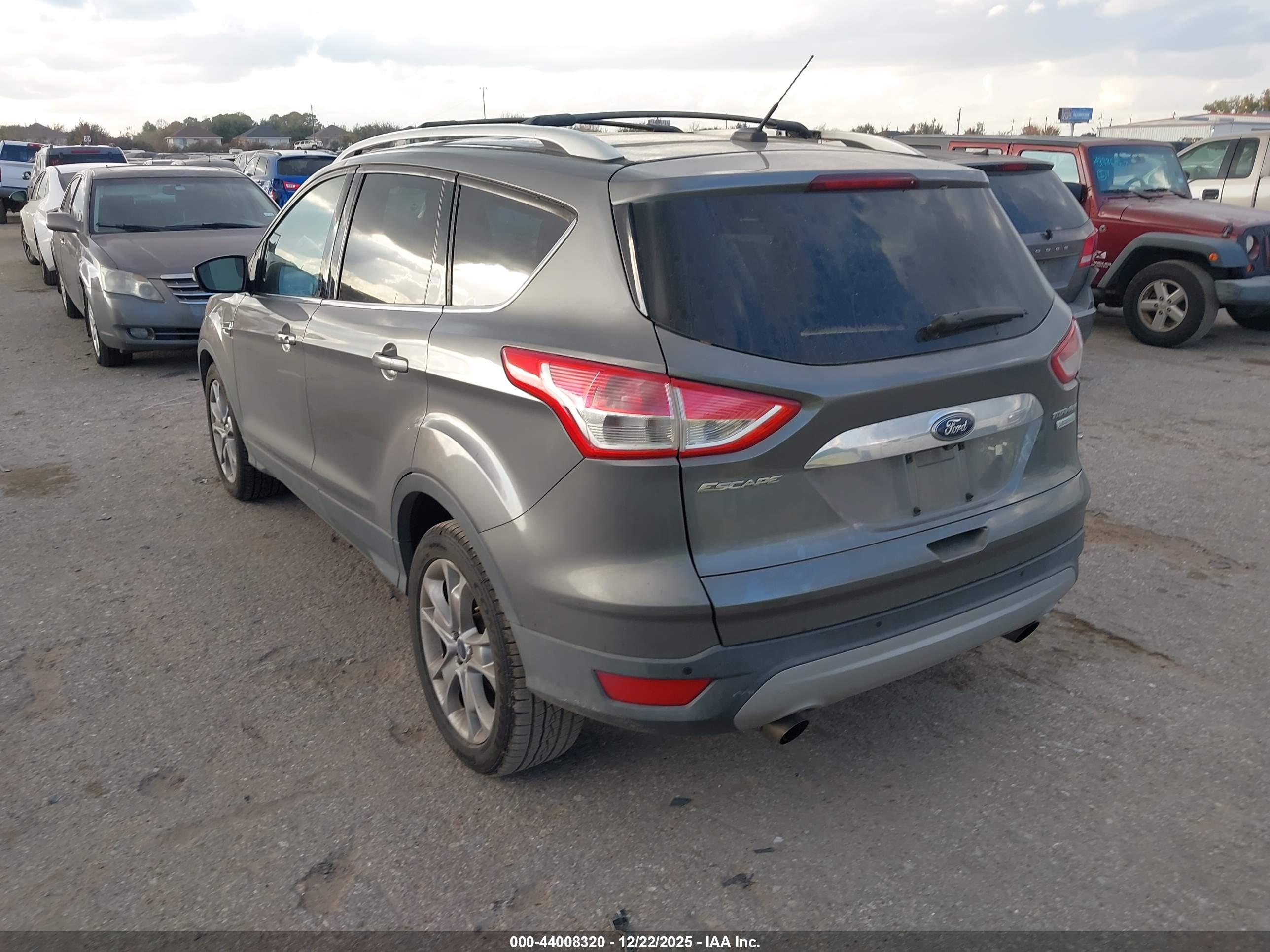 FORD ESCAPE image 3