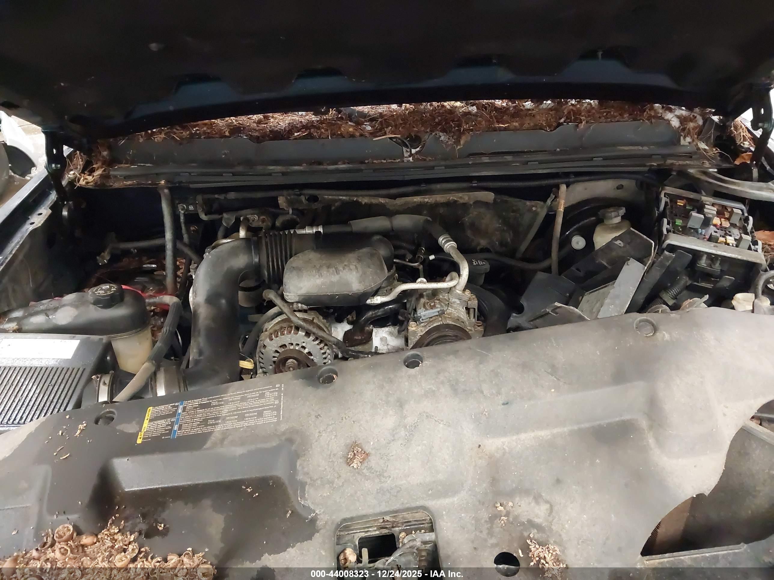 CHEVROLET SILVERADO image 10