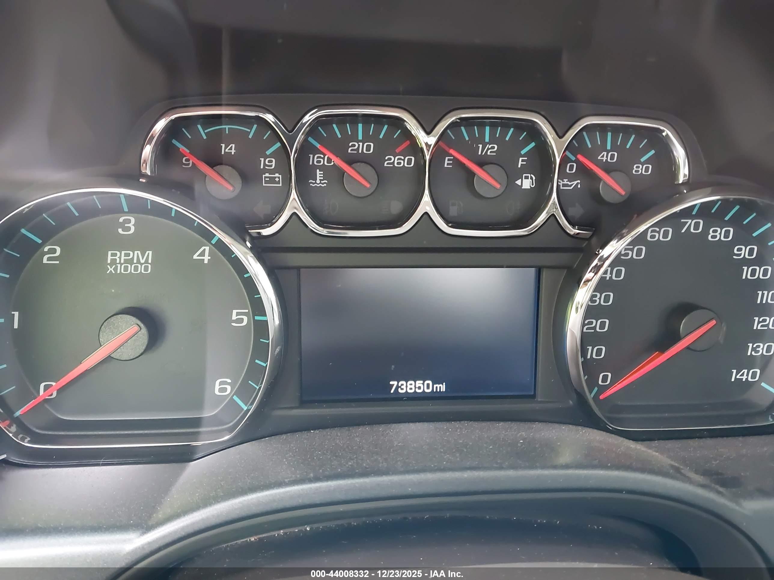 CHEVROLET SILVERADO image 7