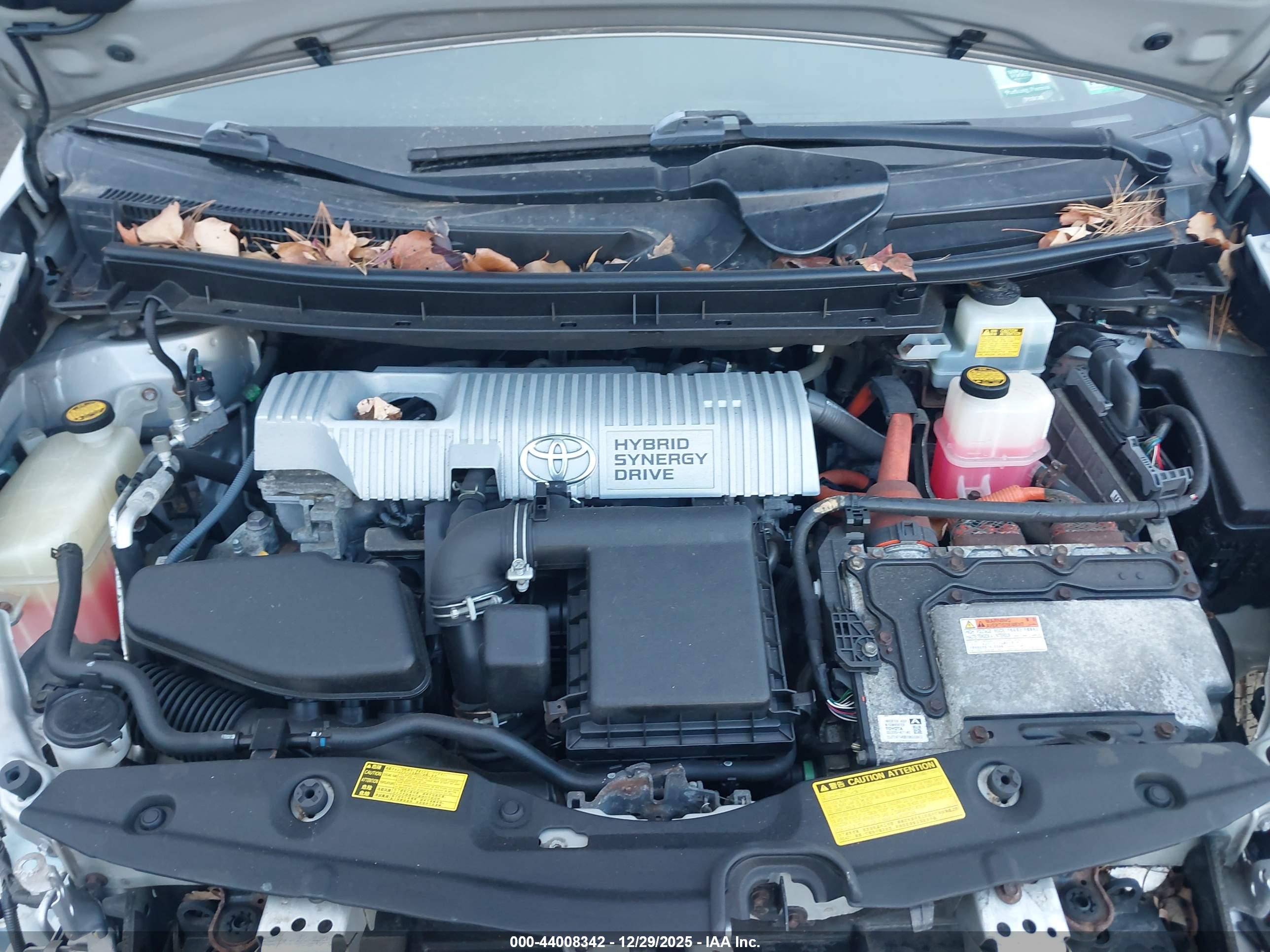 TOYOTA PRIUS image 10