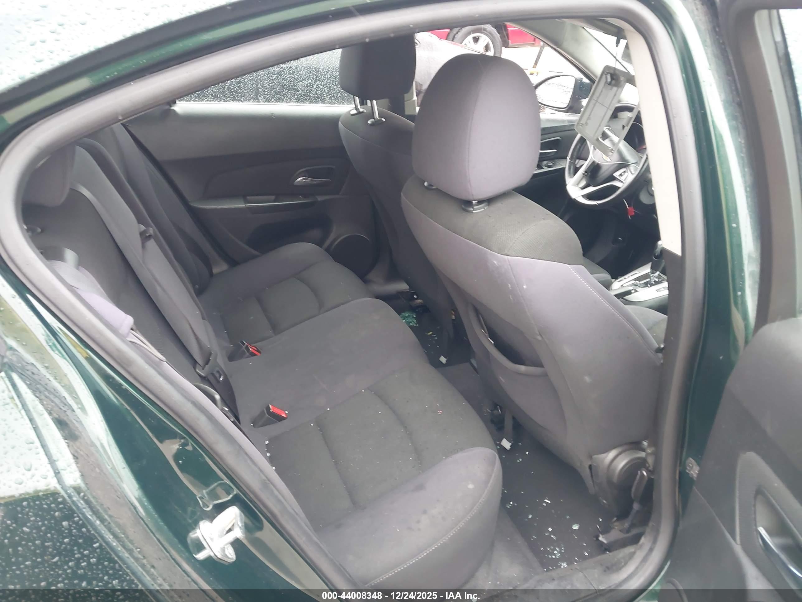 CHEVROLET CRUZE image 8
