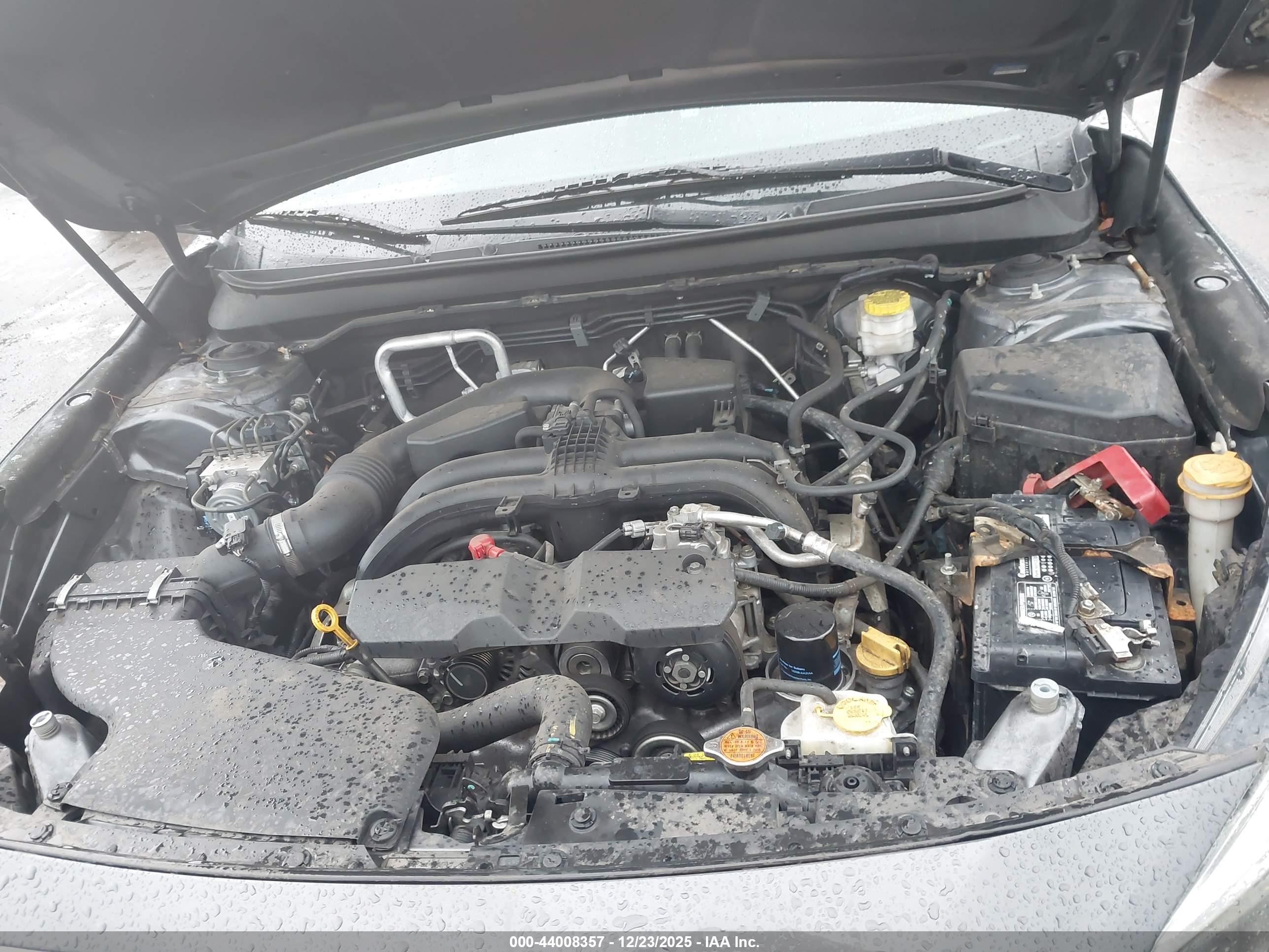 SUBARU OUTBACK image 10
