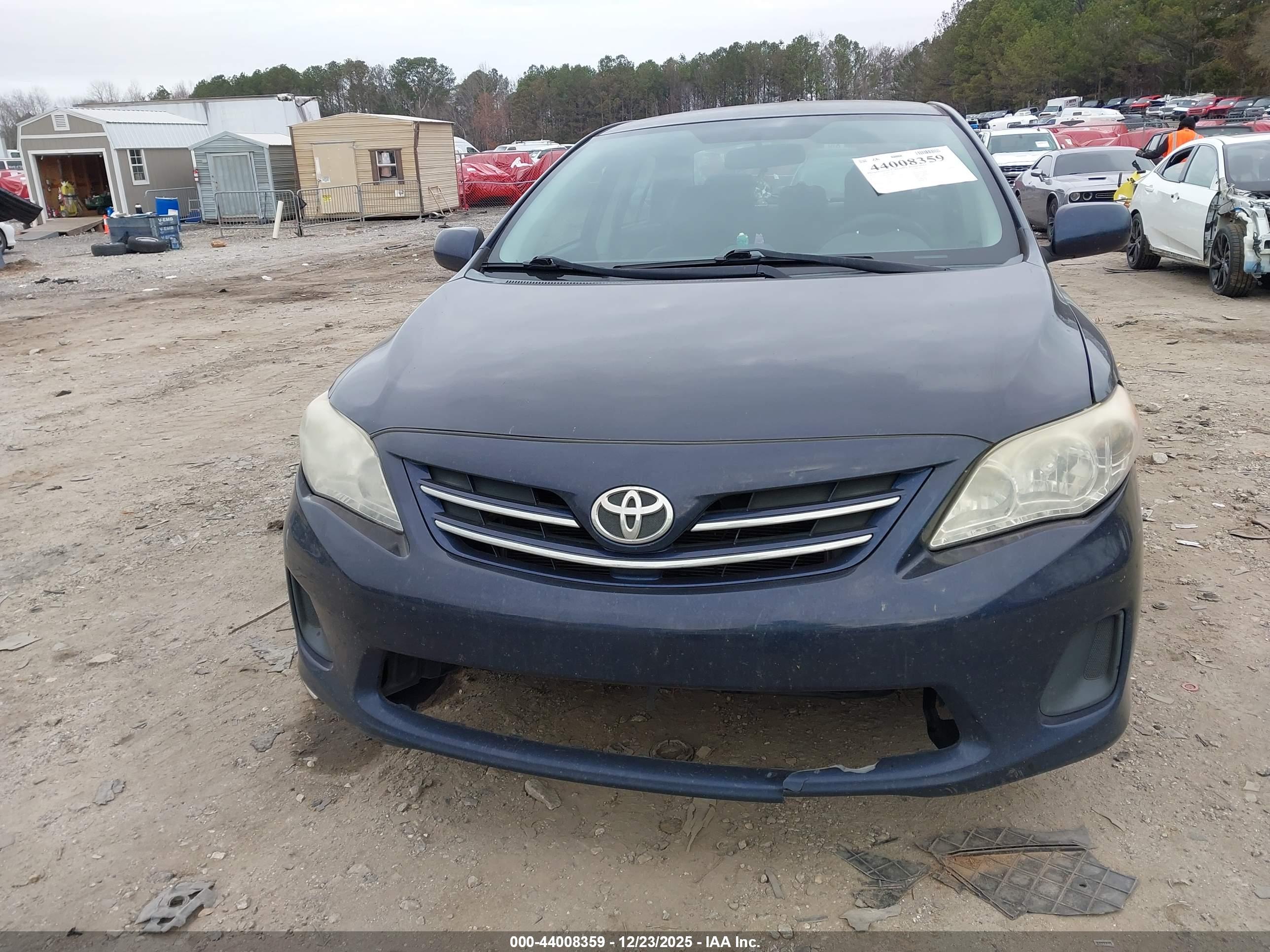 TOYOTA COROLLA image 6