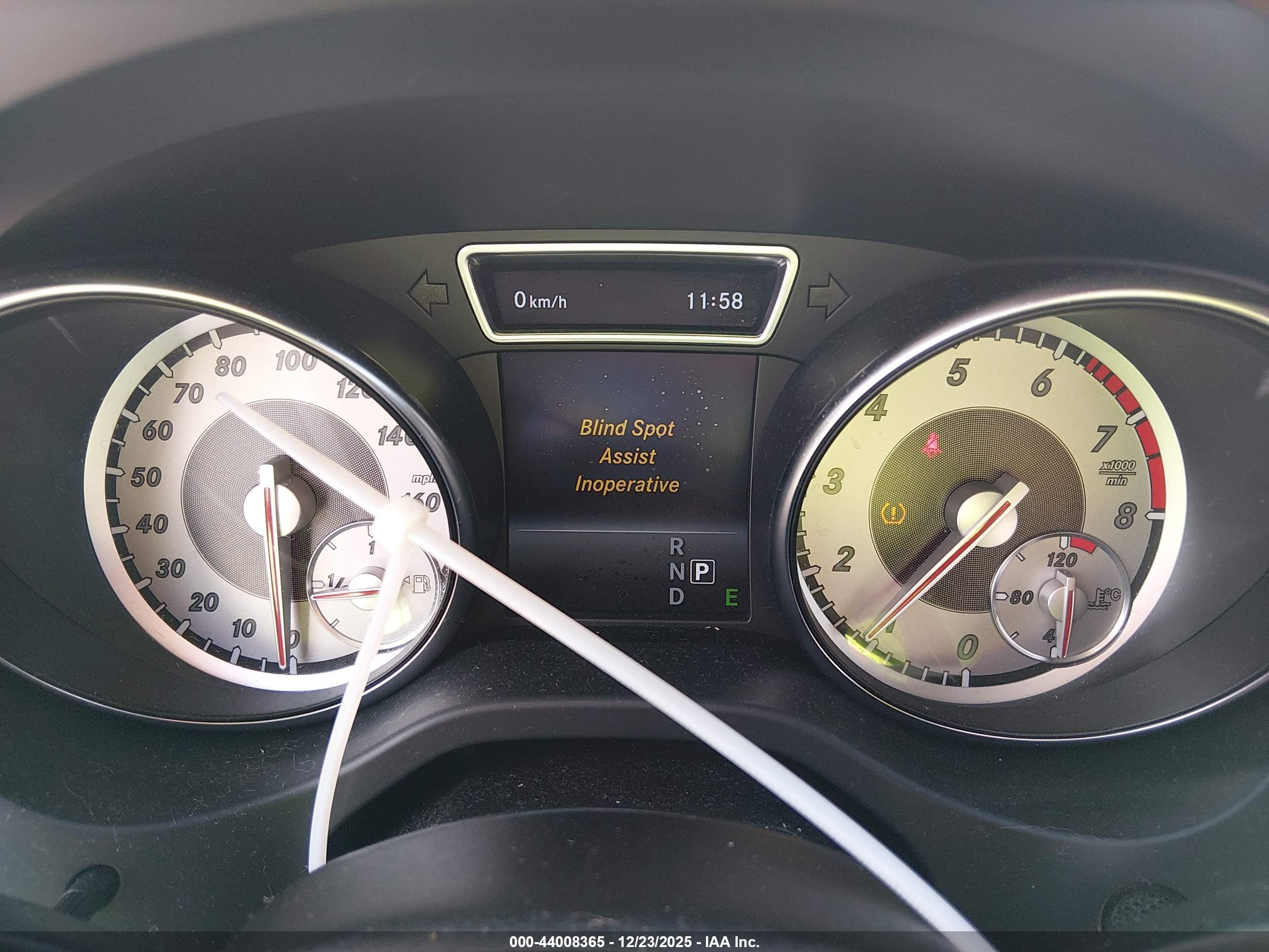 MERCEDES-BENZ GLA image 7