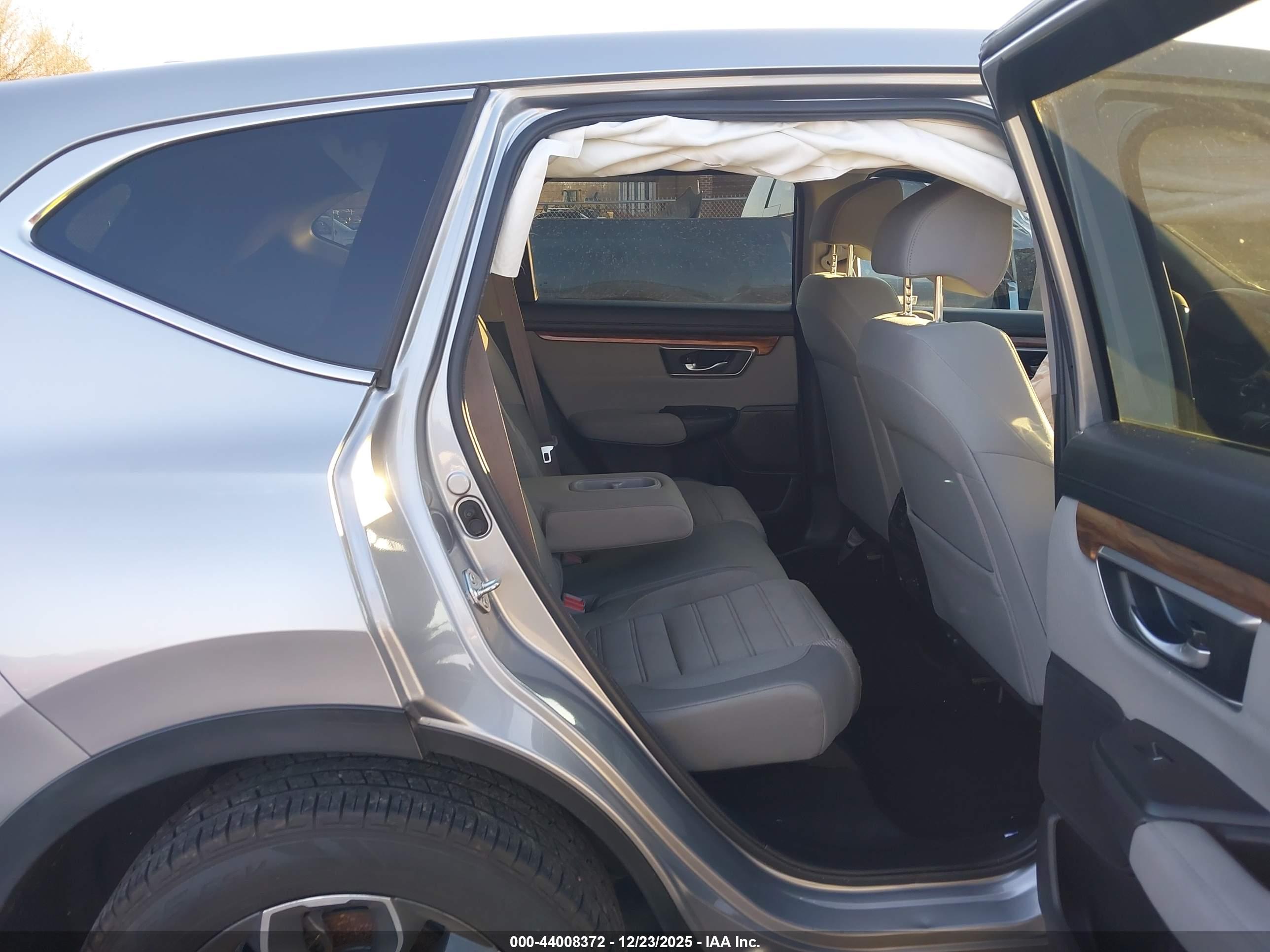 HONDA CR-V image 8