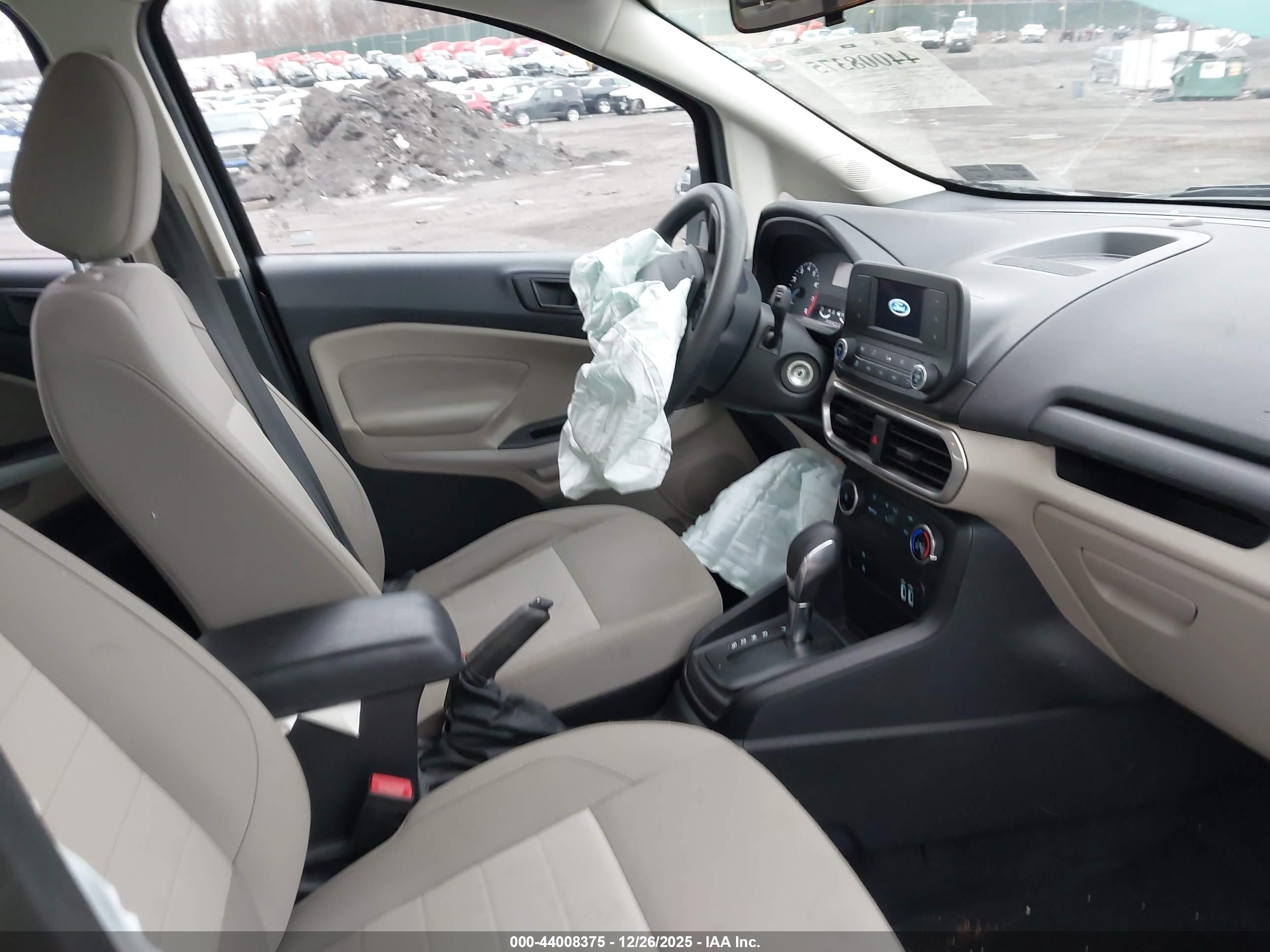 FORD ECOSPORT image 5