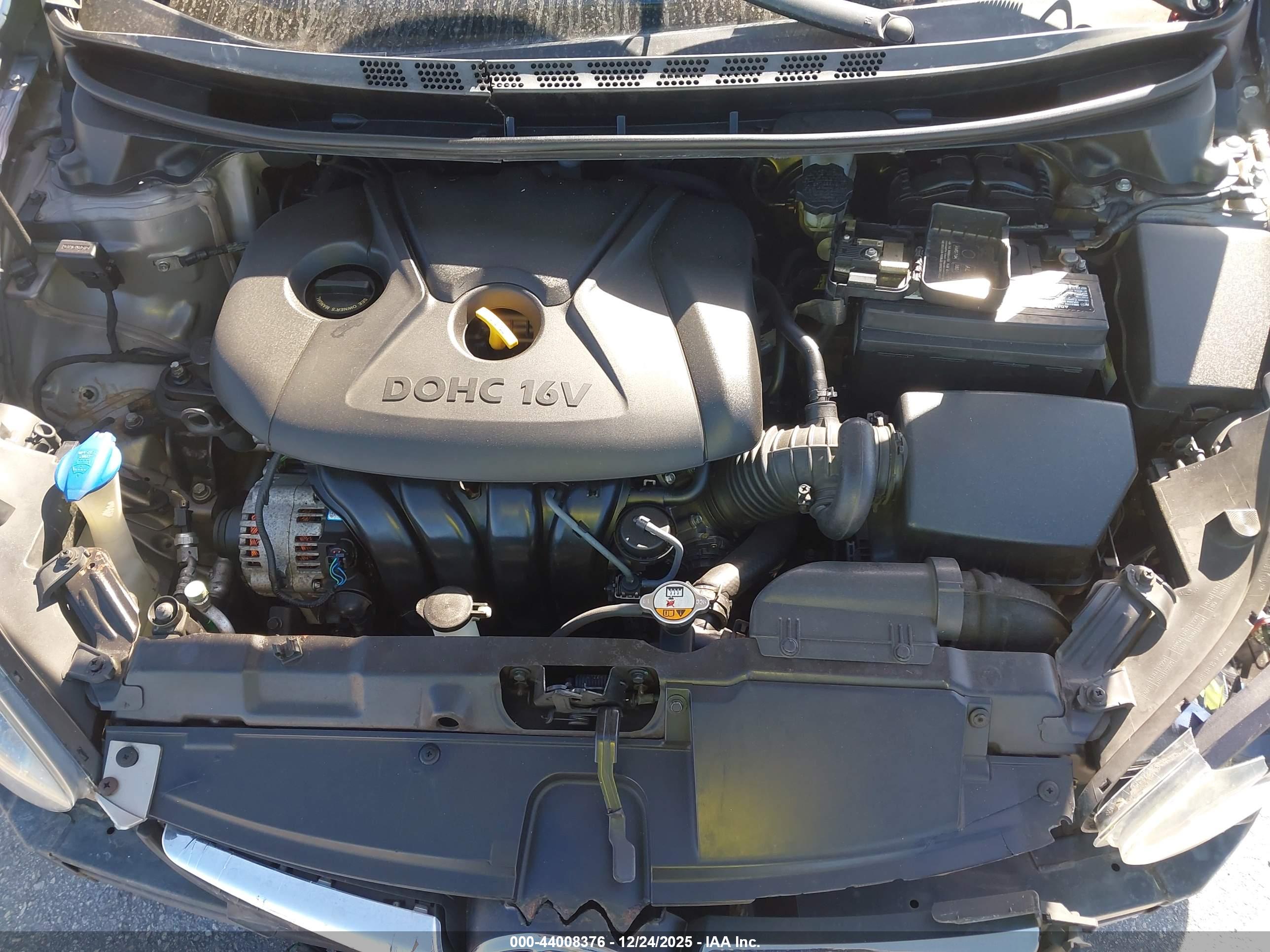 HYUNDAI ELANTRA image 10