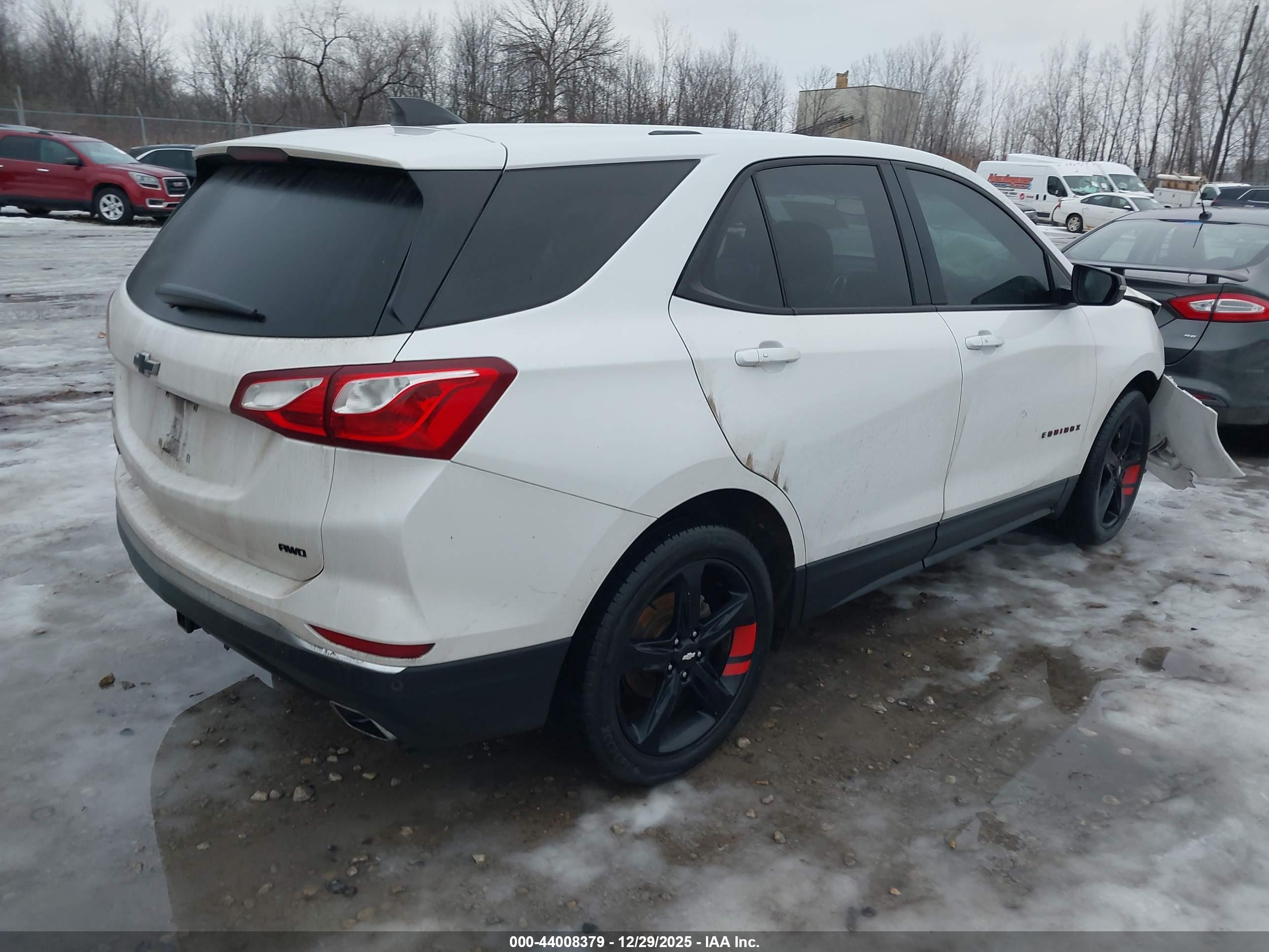 CHEVROLET EQUINOX image 4