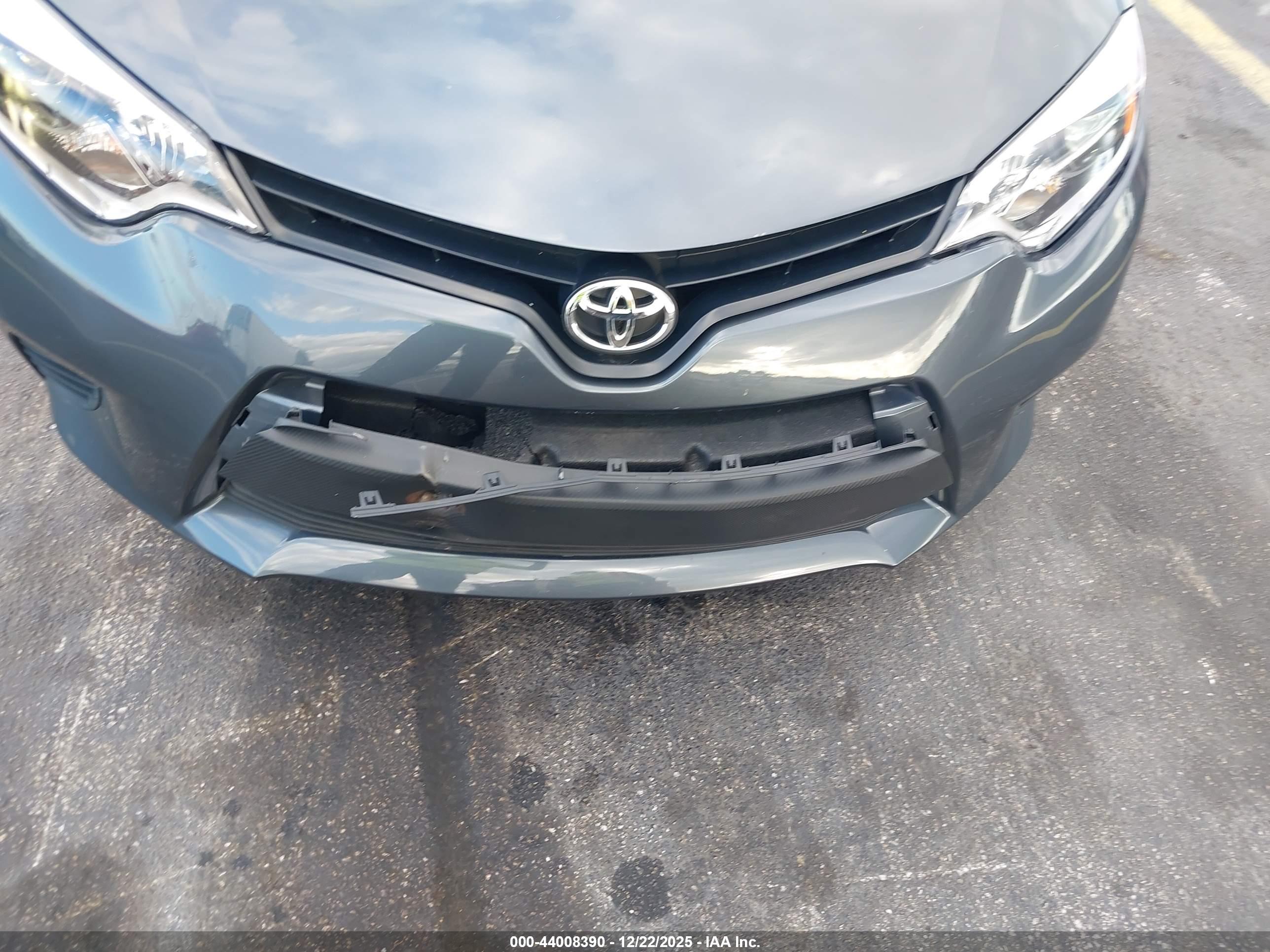 TOYOTA COROLLA image 6
