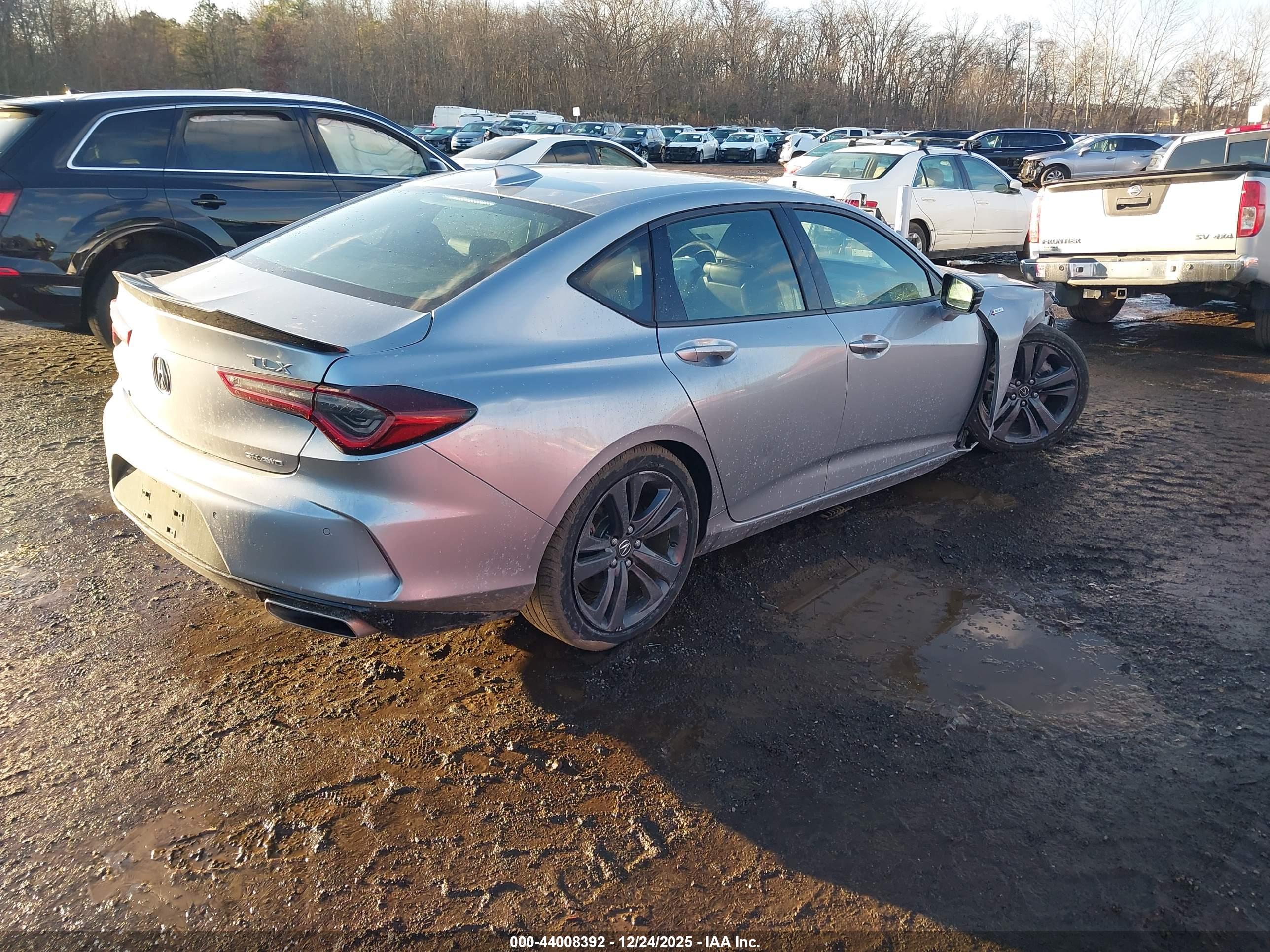 ACURA TLX image 4