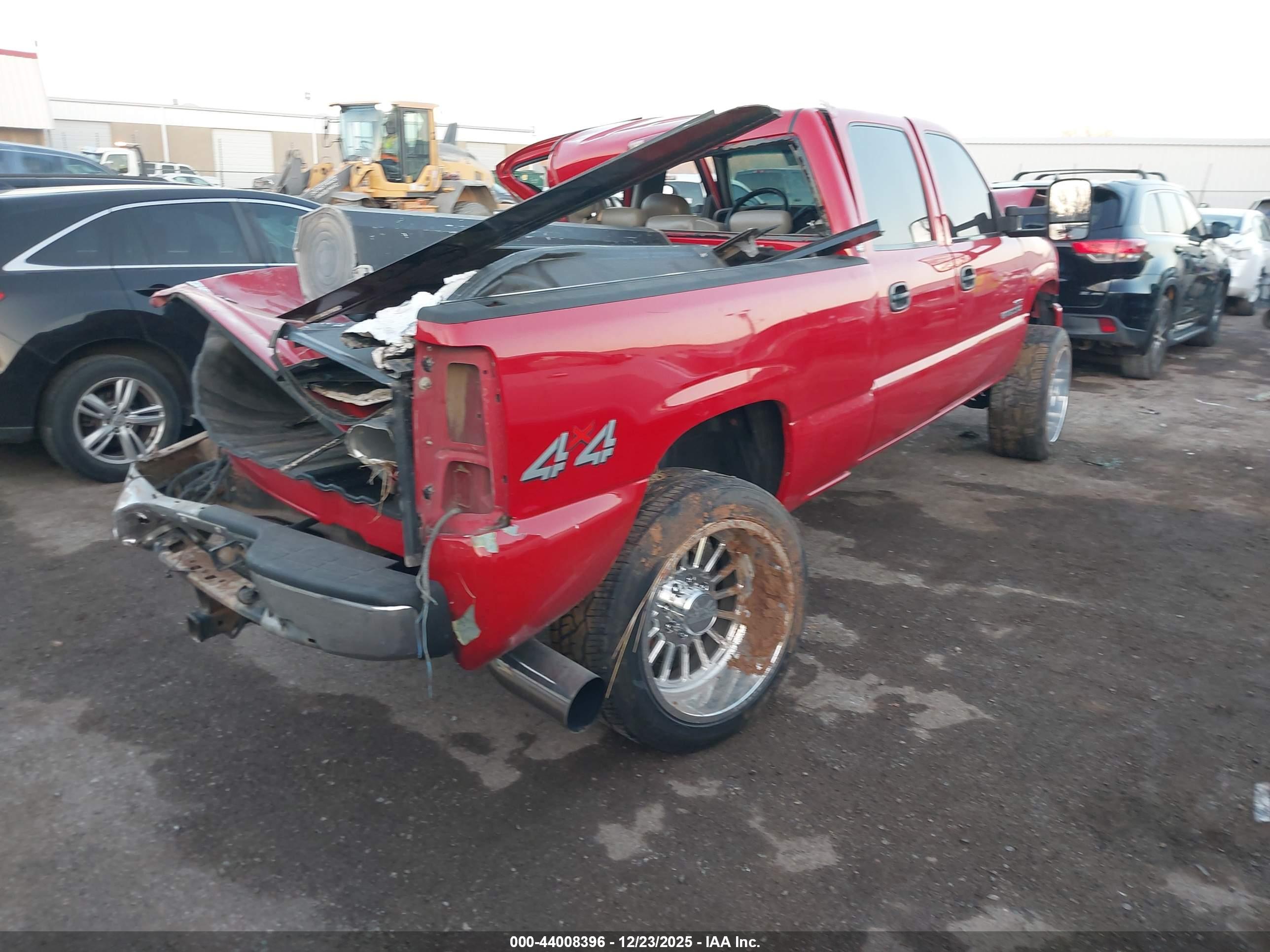 GMC SIERRA image 4