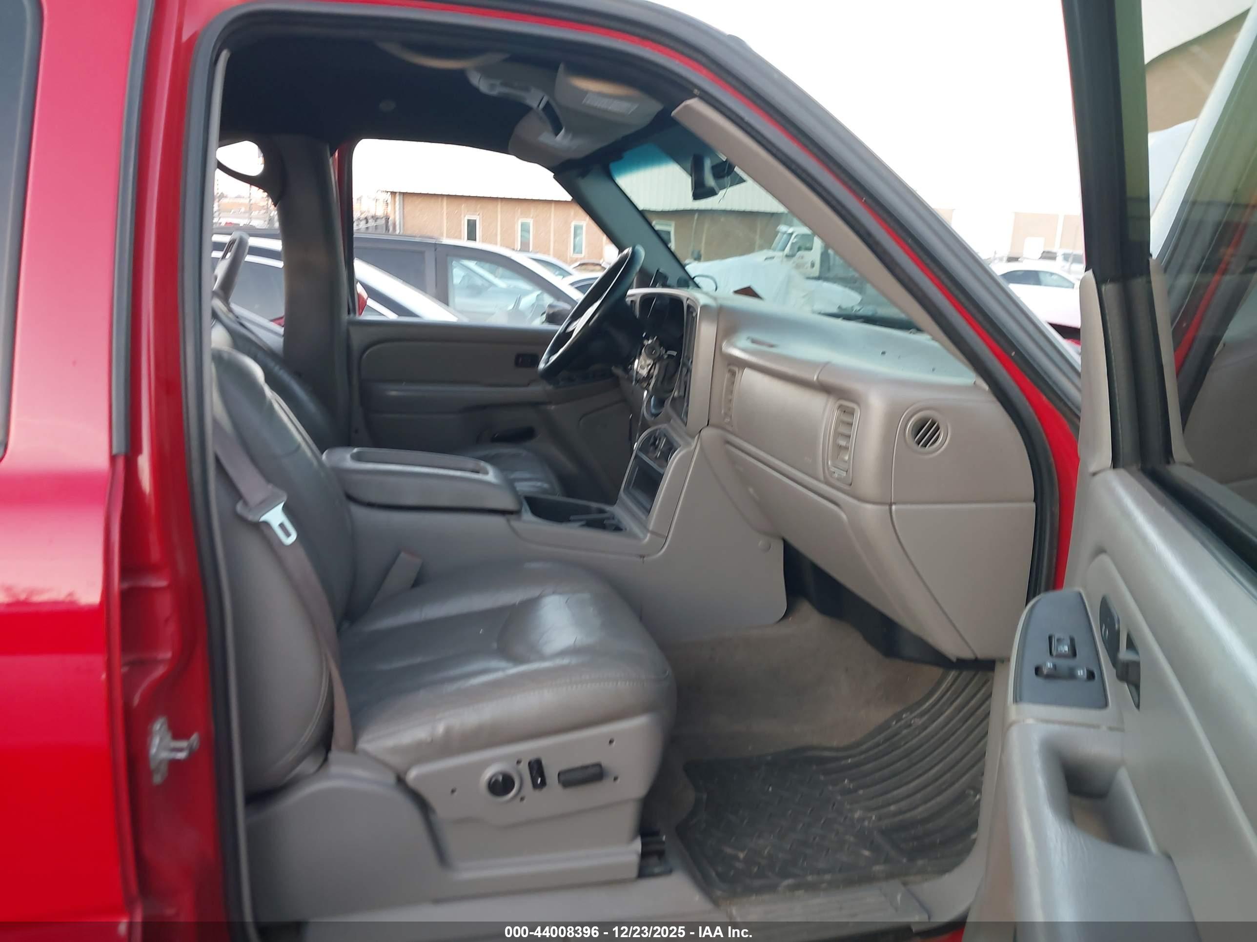 GMC SIERRA image 5