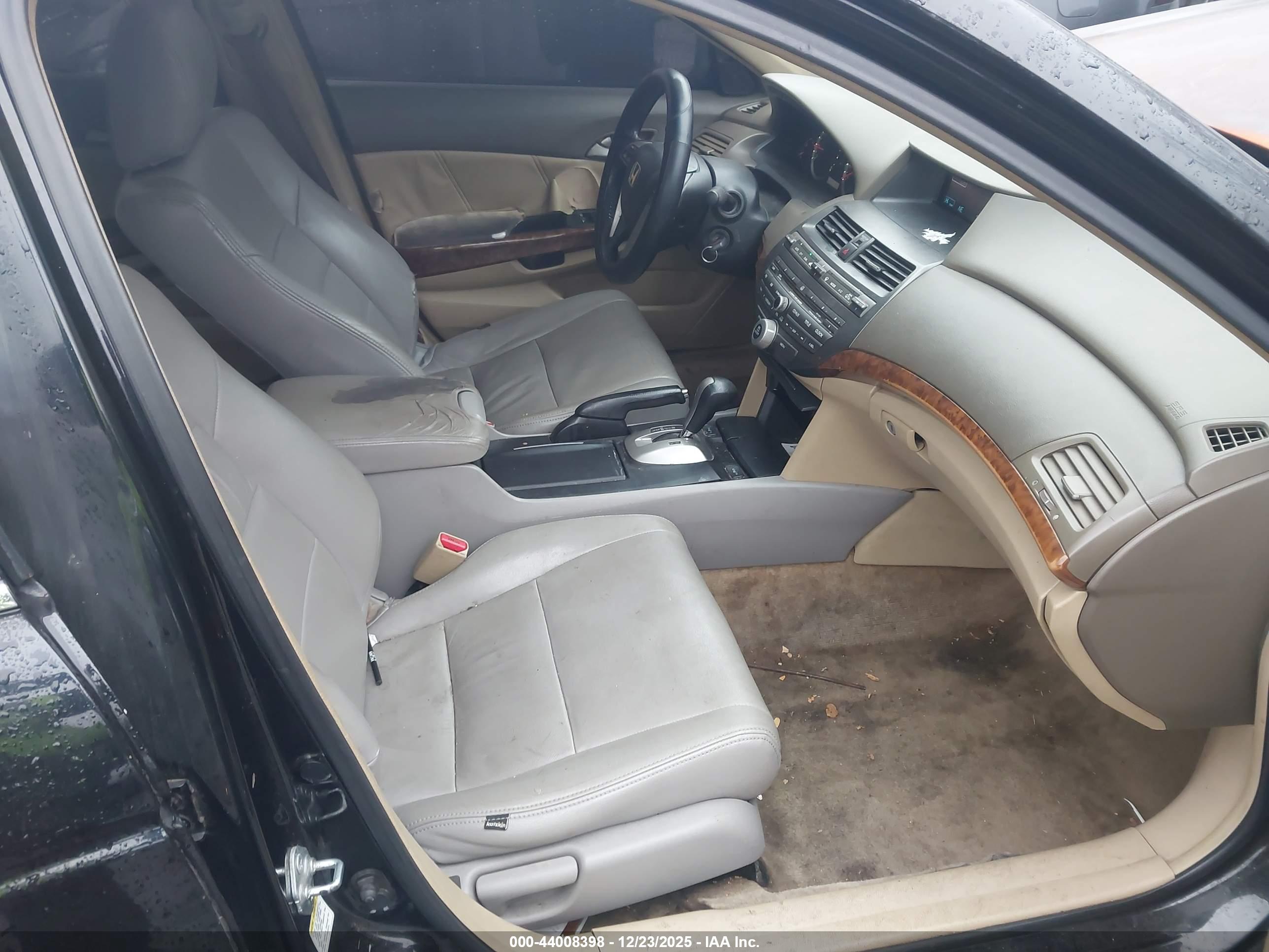 HONDA ACCORD image 5