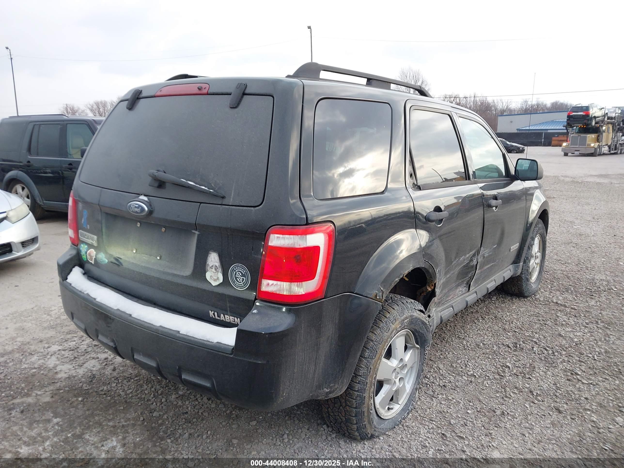 FORD ESCAPE image 4